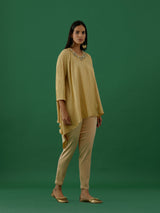 Saanvi - Gold Top - 5elements