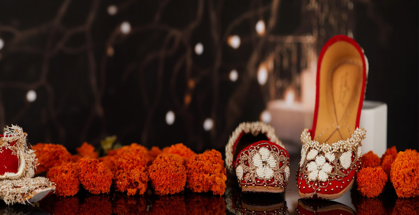 Festive Footsteps:  Embracing the Spirit of Lohri with Stylish Punjabi Juttis