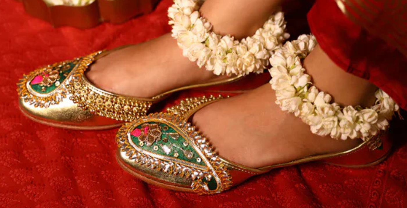 What Are Juttis? The Comfortable Flat Shoes Everyone Is Talking About in USA