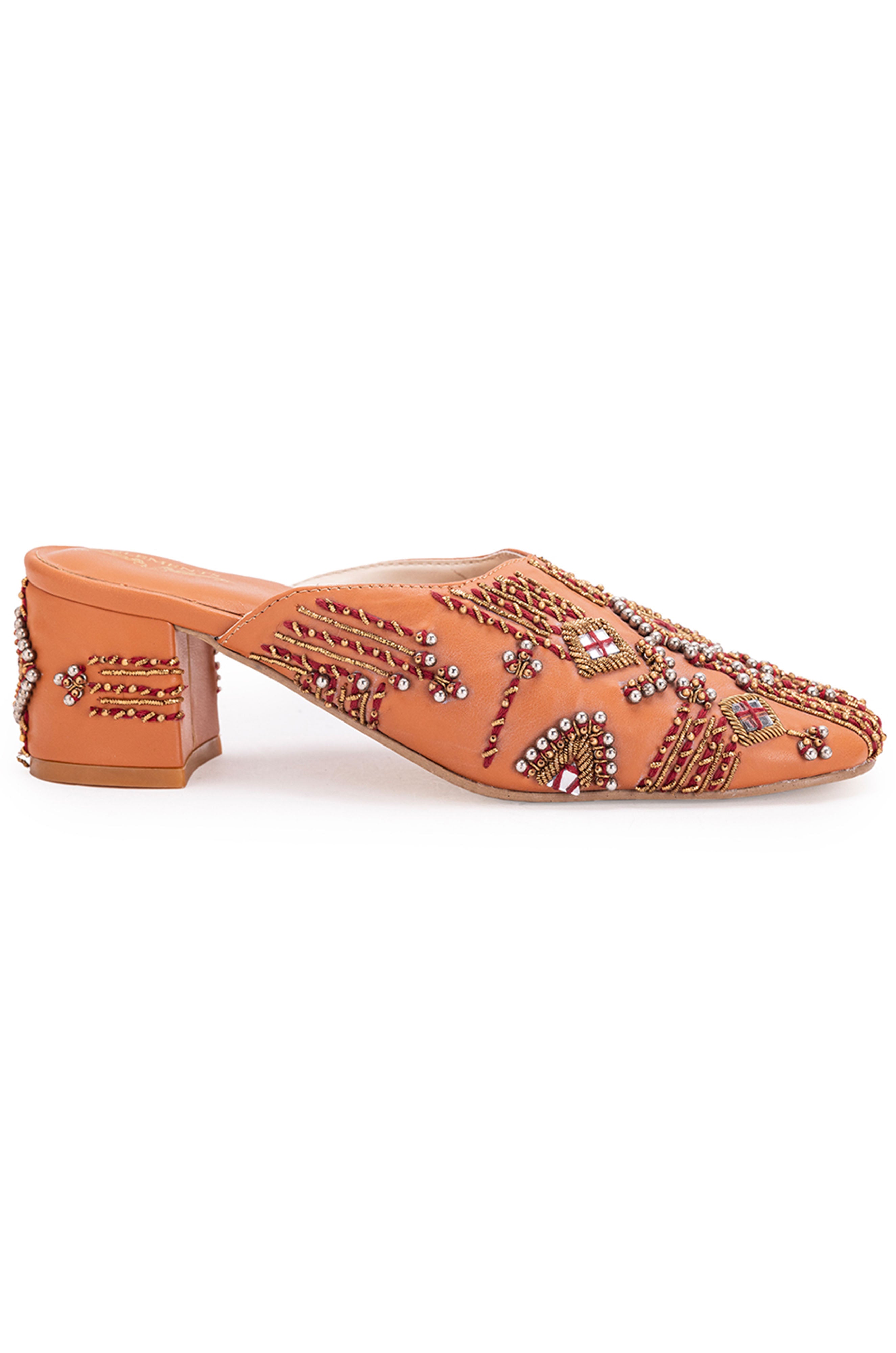 Akira (Mule Heel)