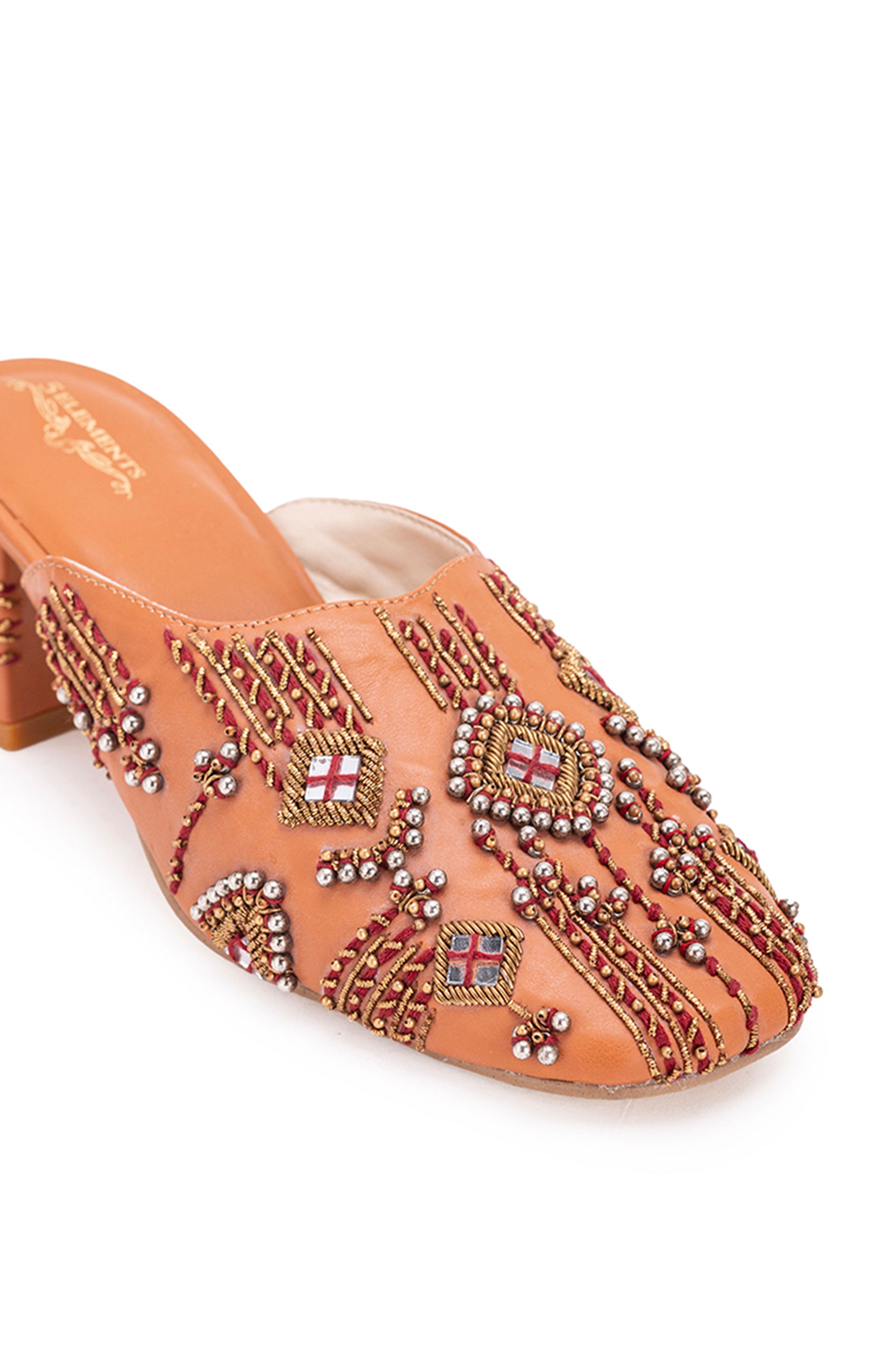 Akira (Mule Heel)