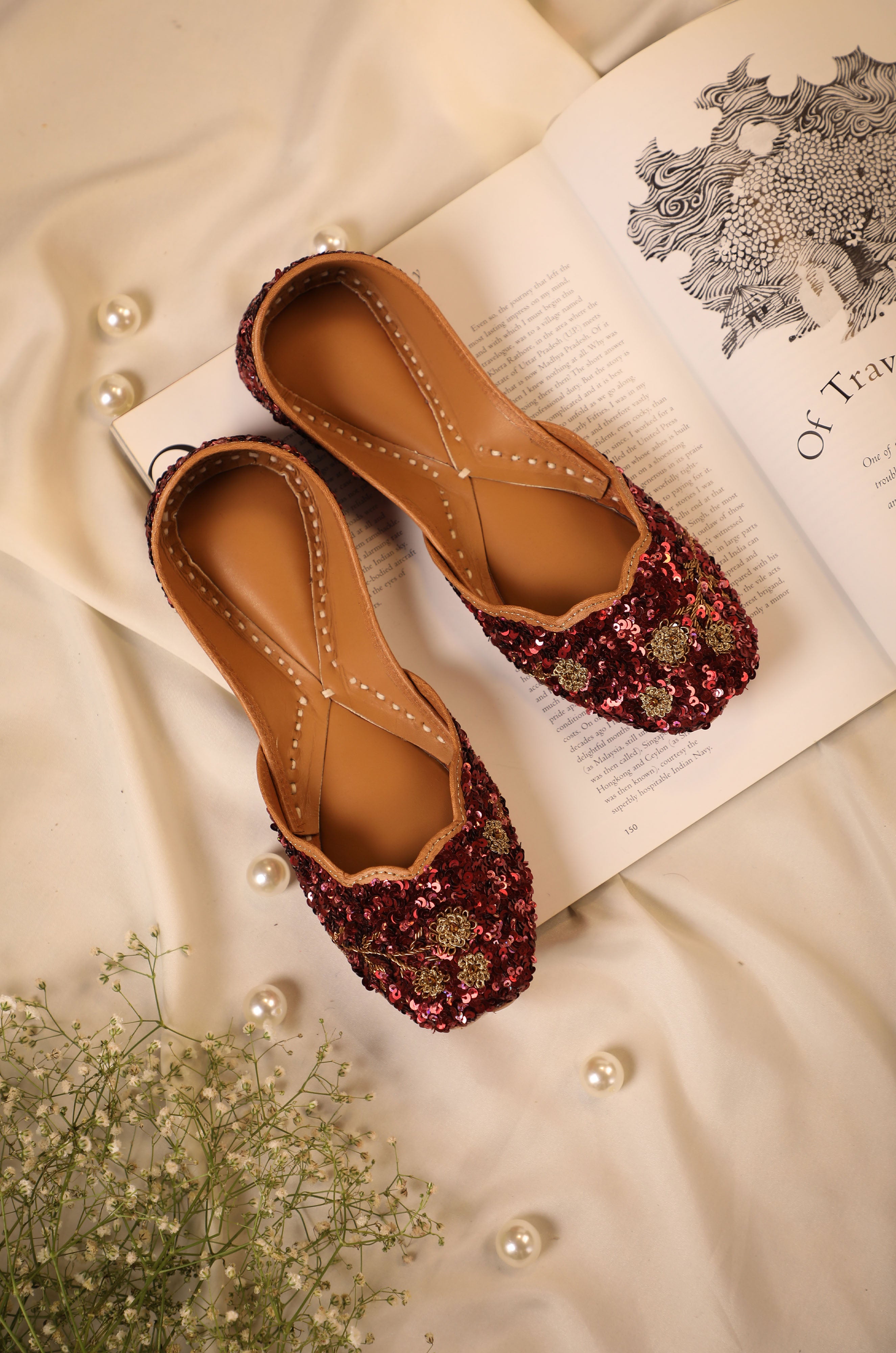 Shaivi Maroon (Jutti)