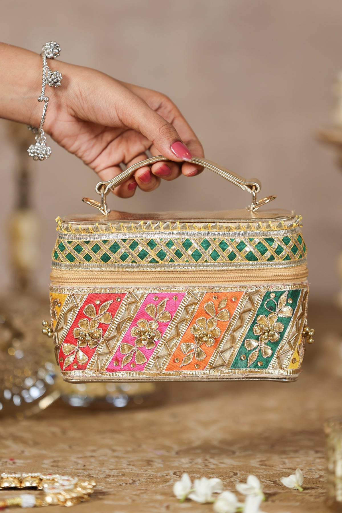 Ehana Handbag image 1