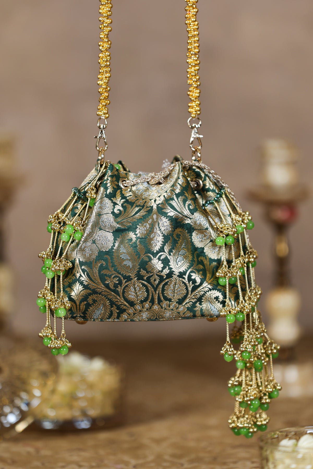 Aarini Potli image 1