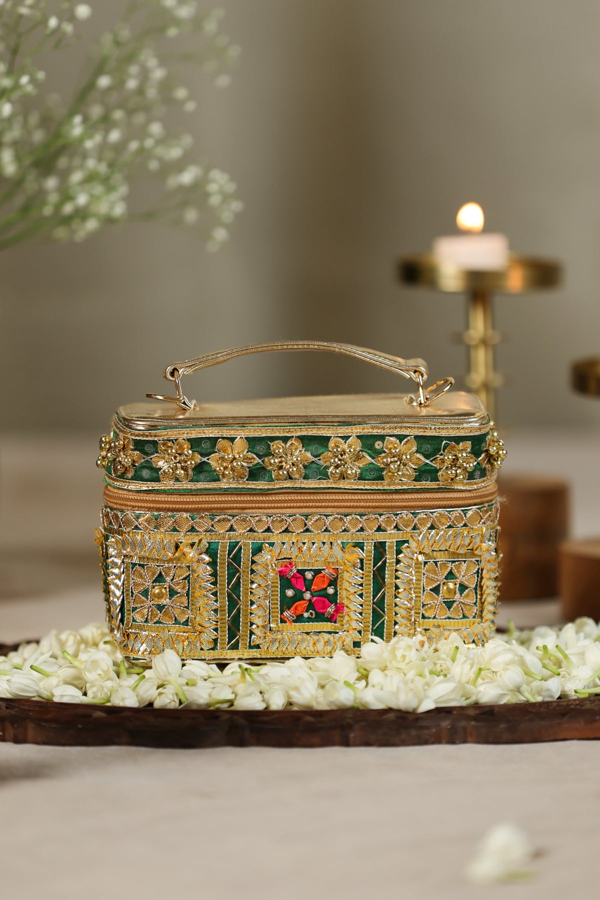 Zardozi Clutch image 2