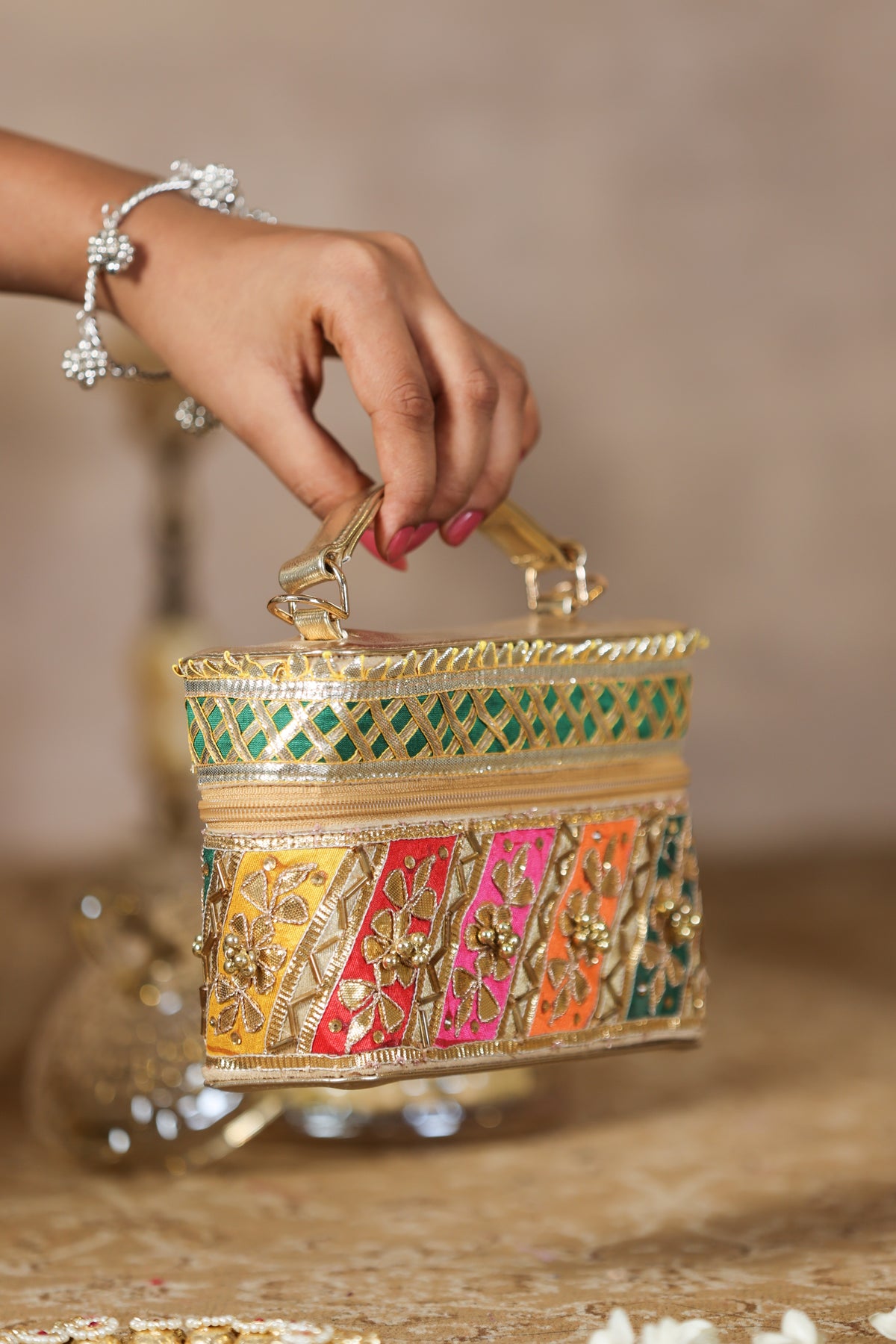 Ehana Handbag image 2