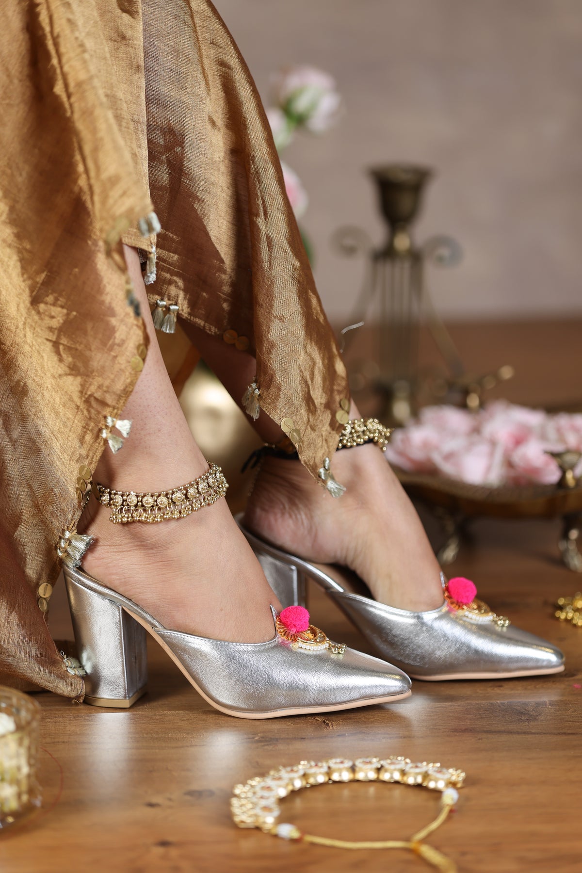 Ishira Silver Heels image 2