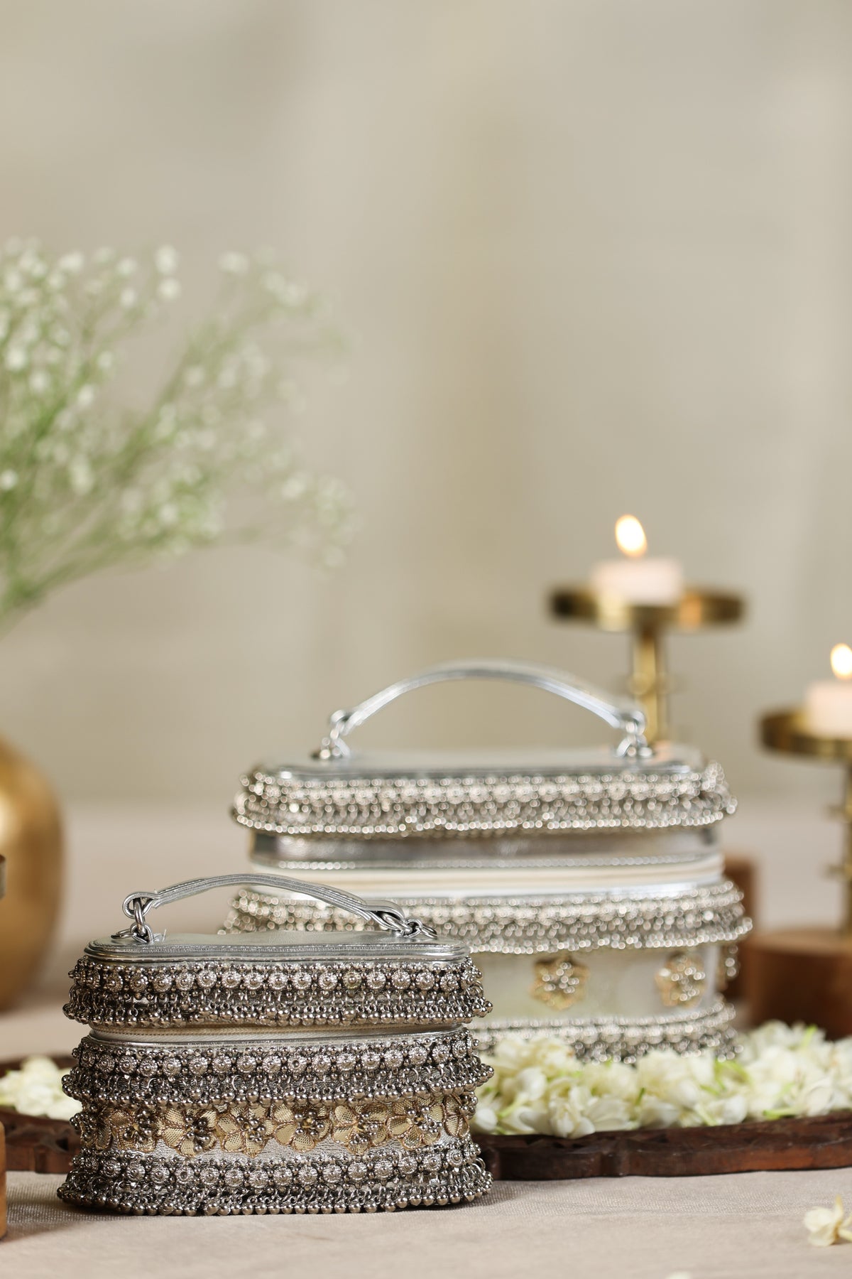 Nivara Silver Clutch image 3