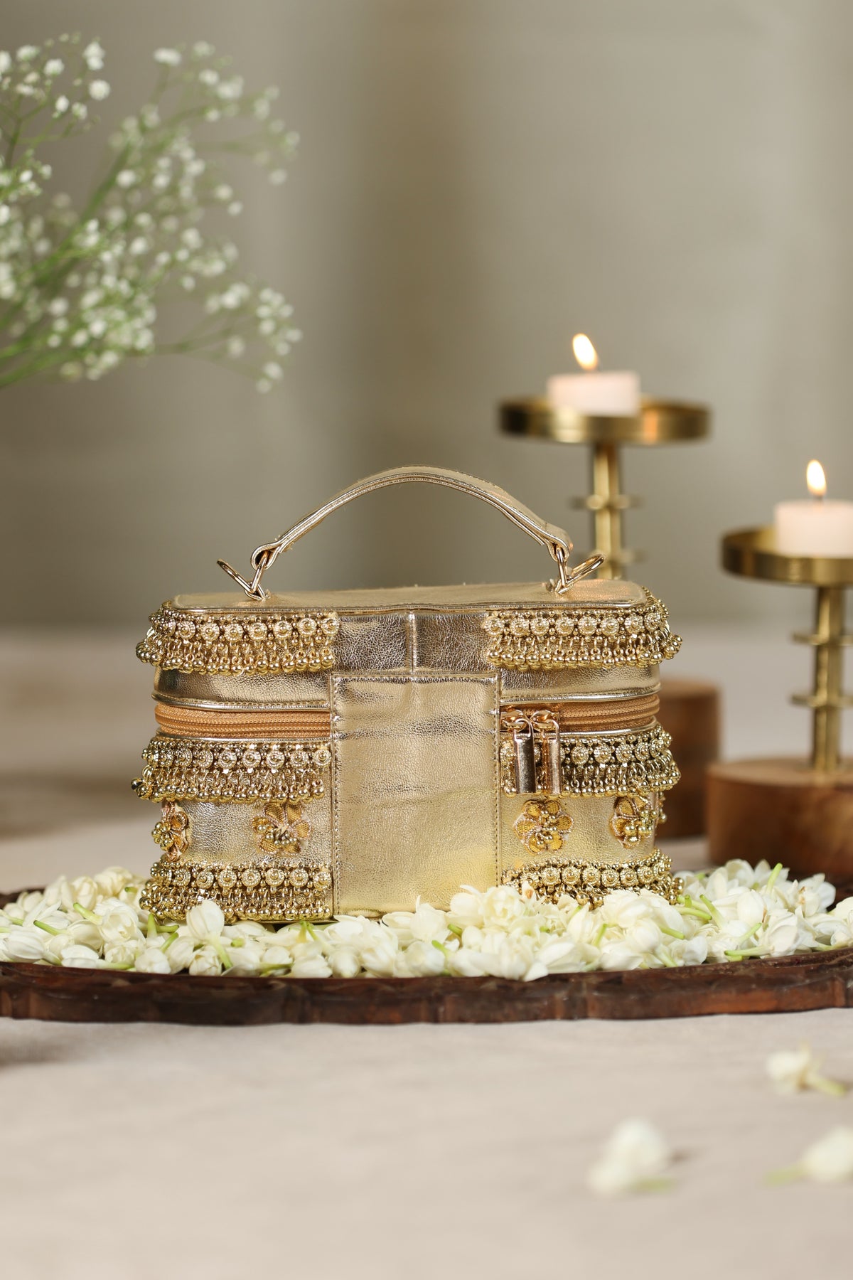 Nivara Gold Clutch image 3