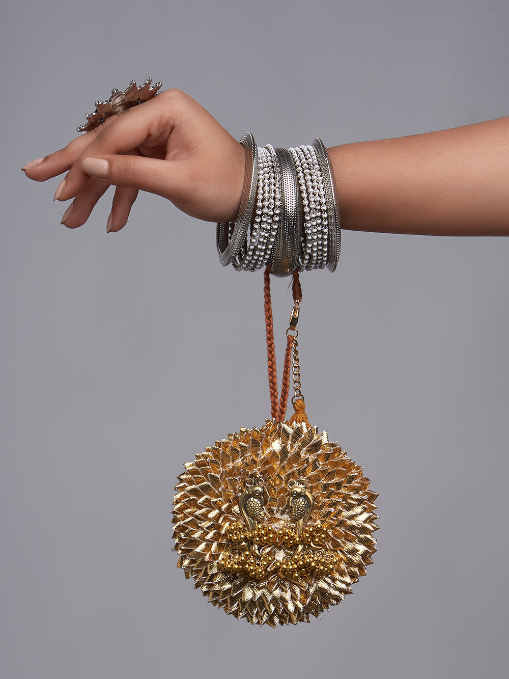 Janus Lumba Rakhi