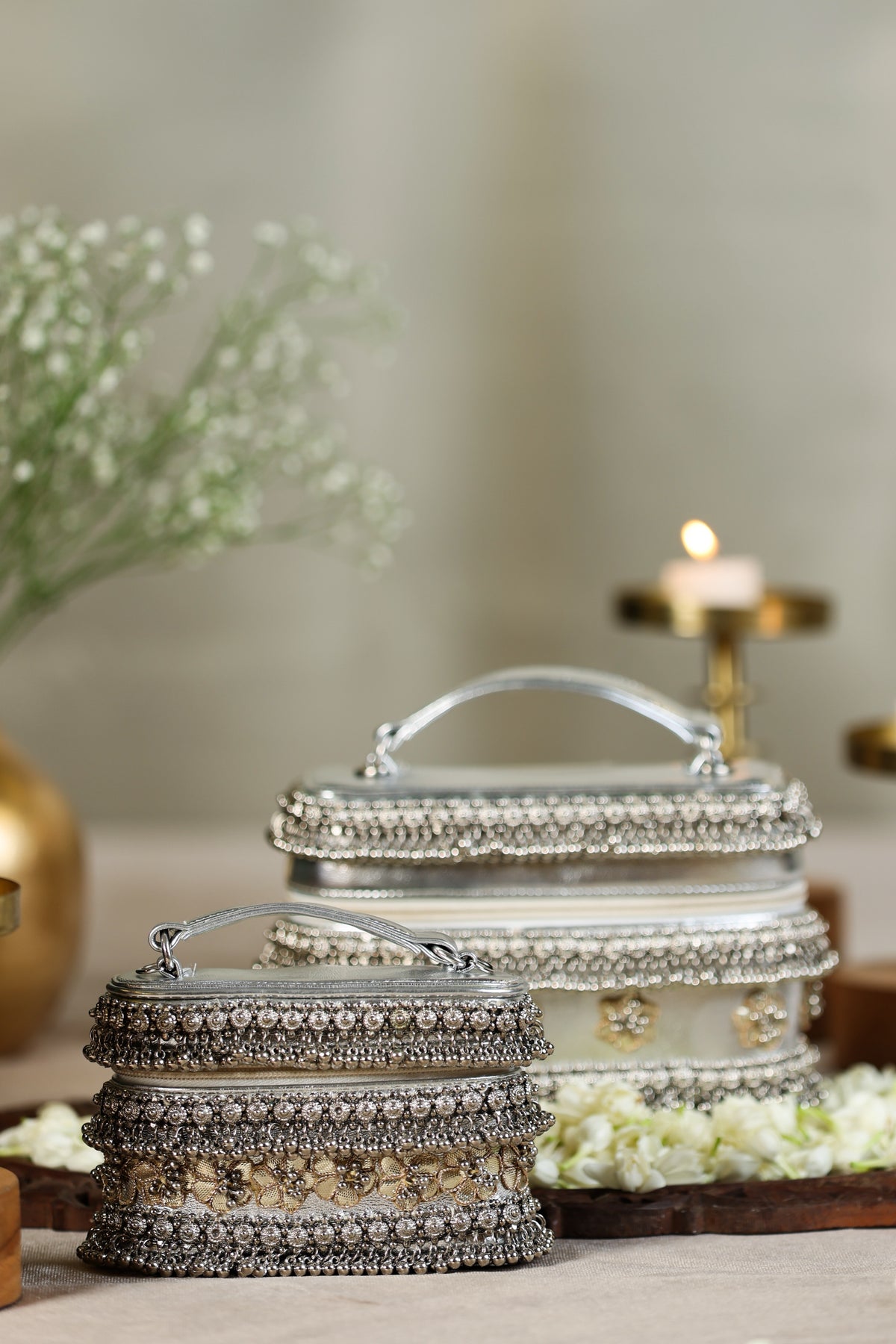Nivara Silver Clutch image 4