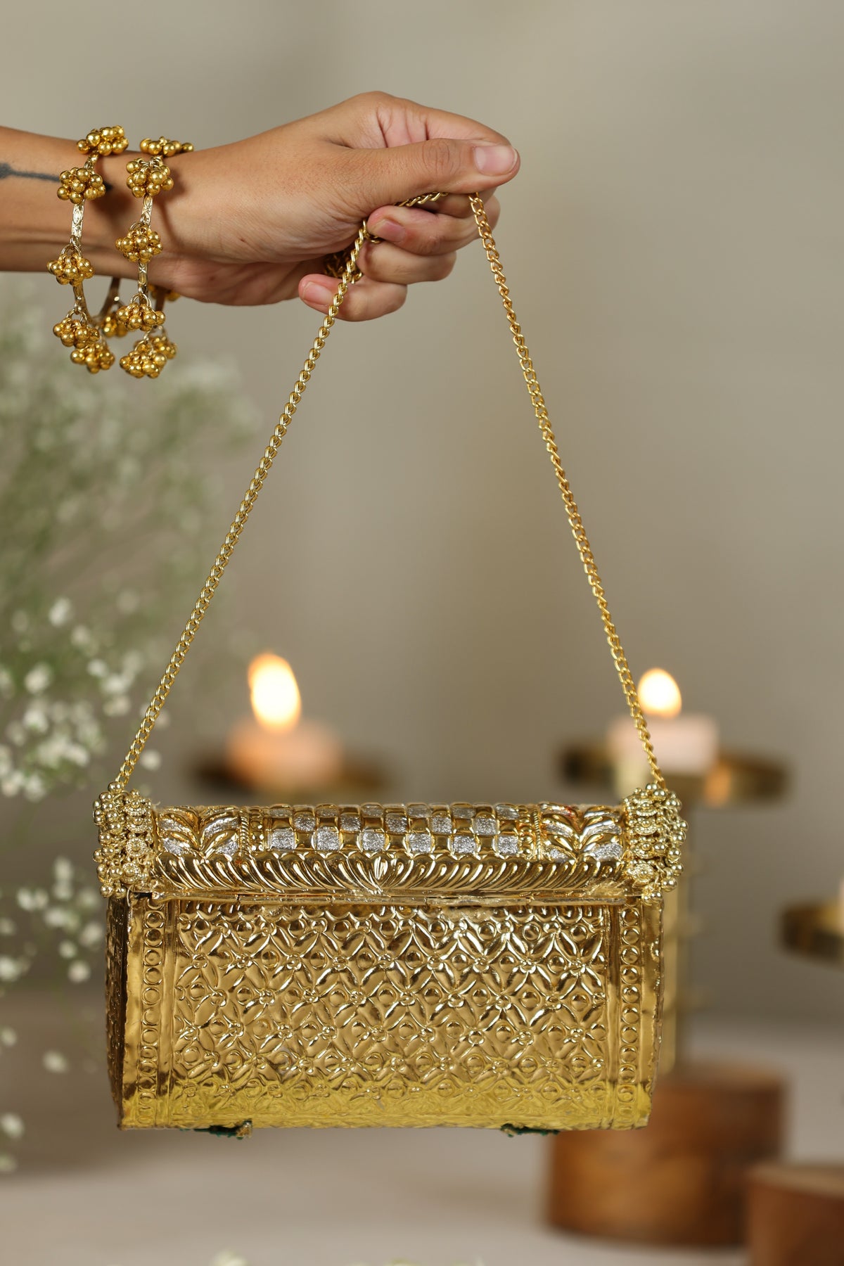 Mayurika Sling image 4