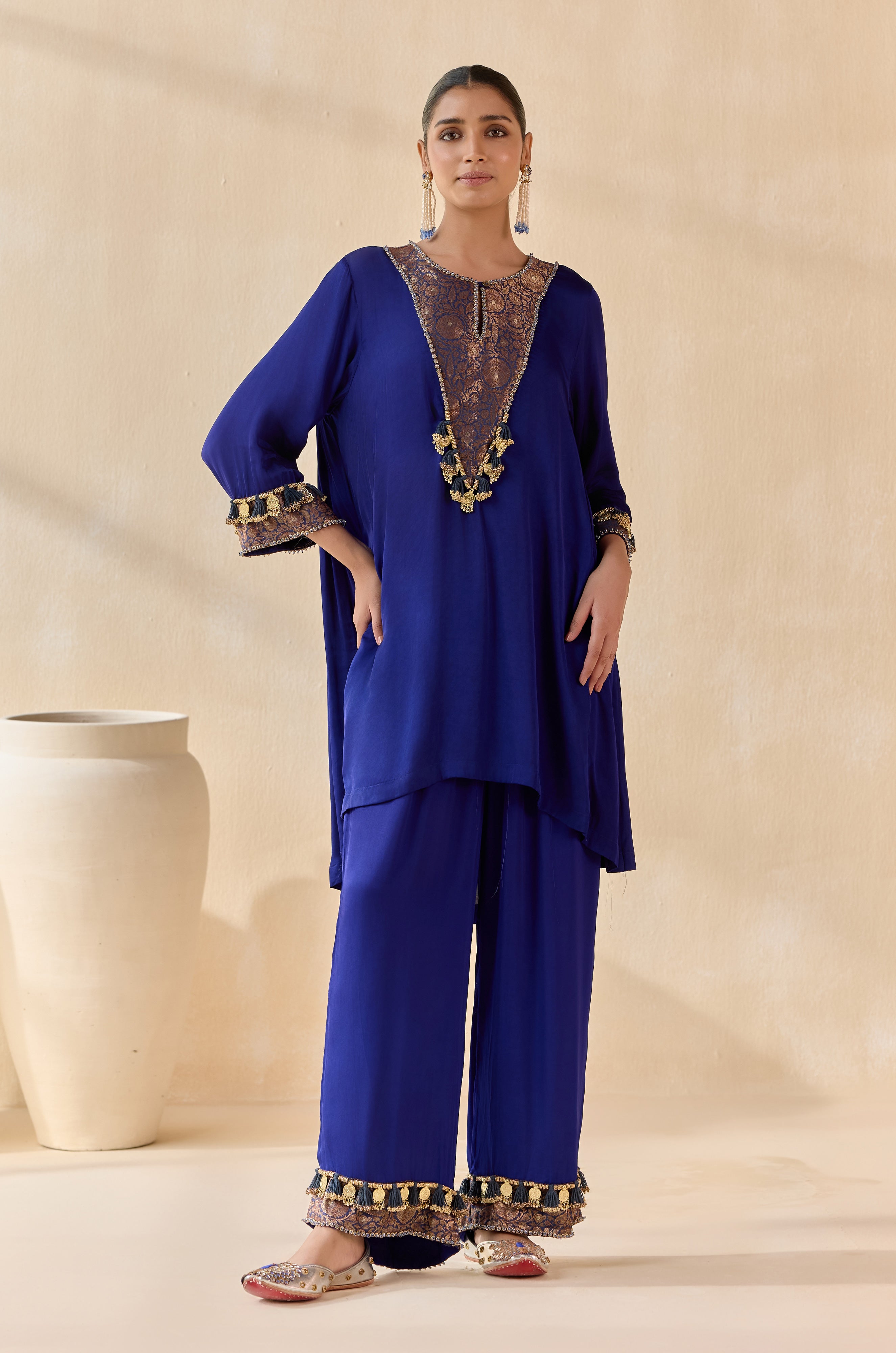 Neelika (Kaftan)