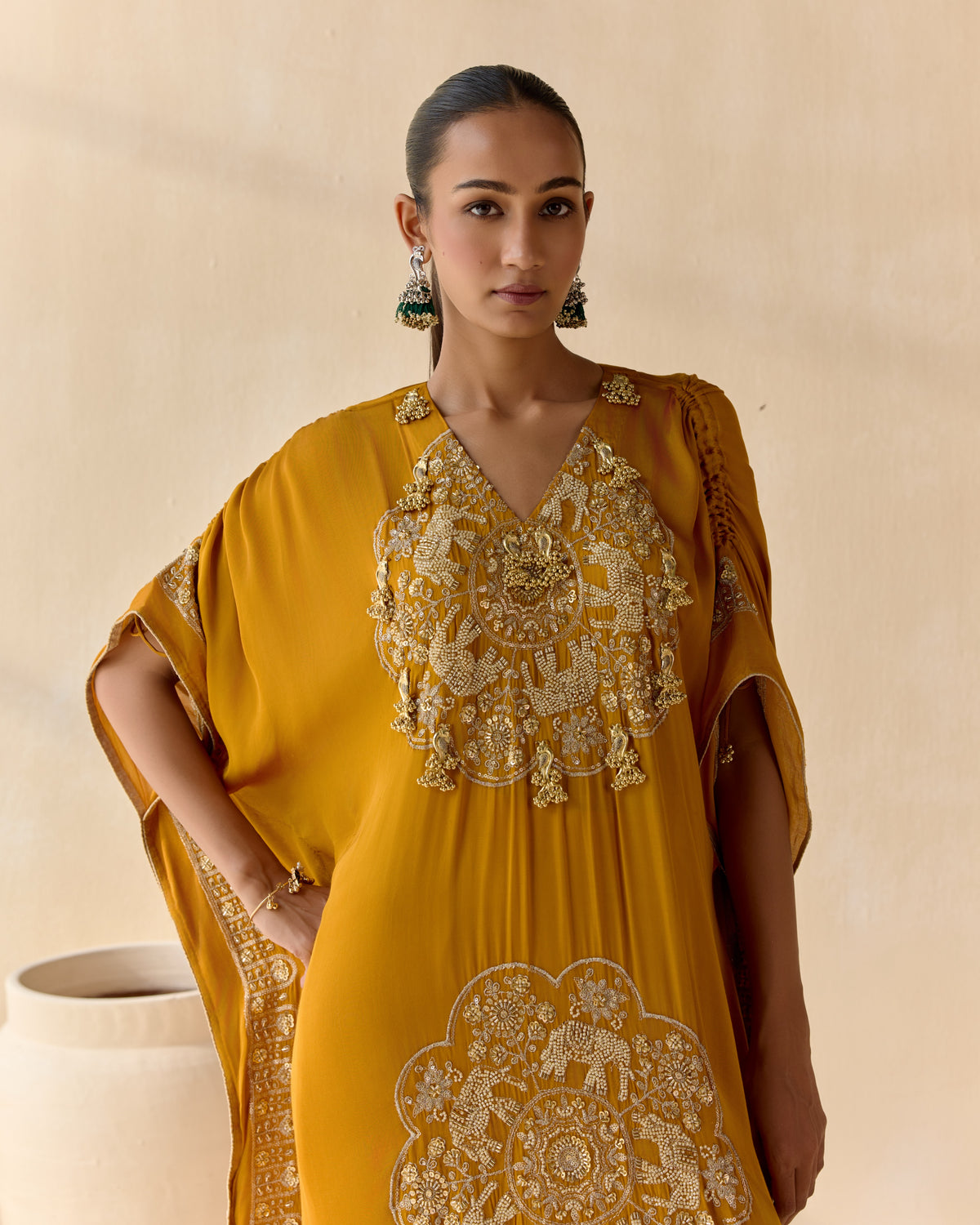 kanakprabha kaftan set - detail view 4