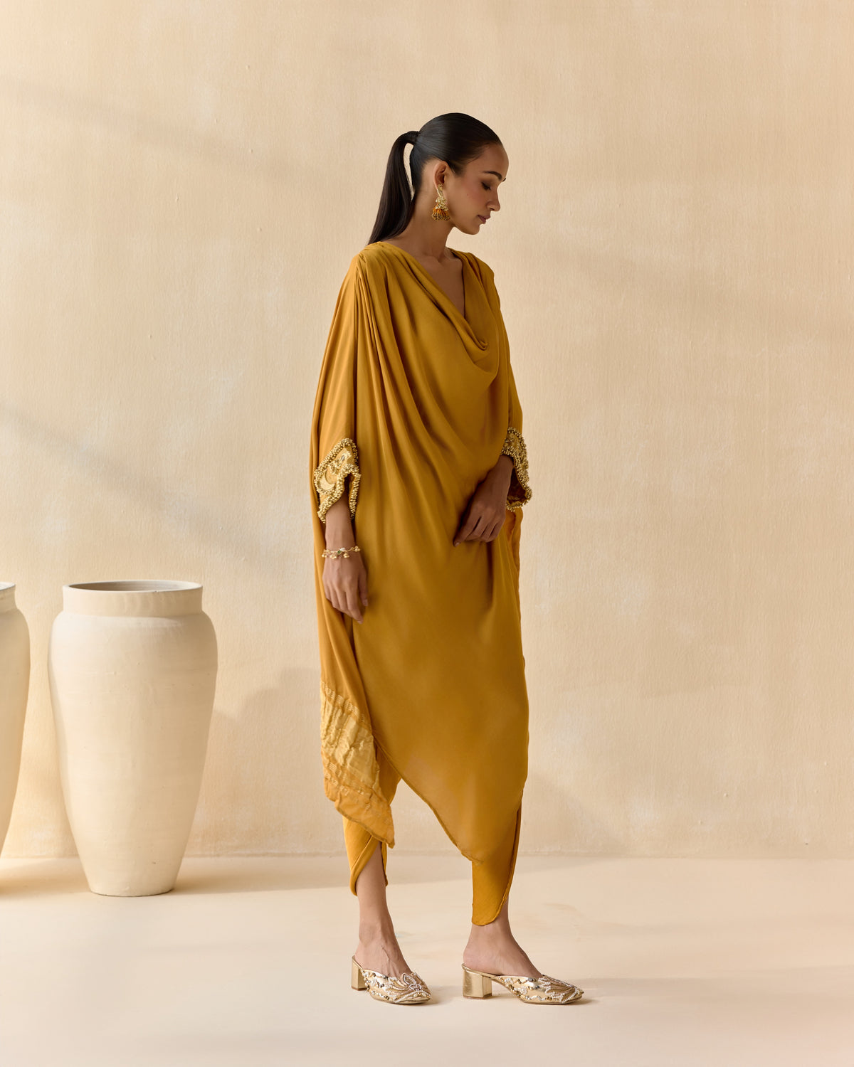 kanaklata kaftan set - detail view 2