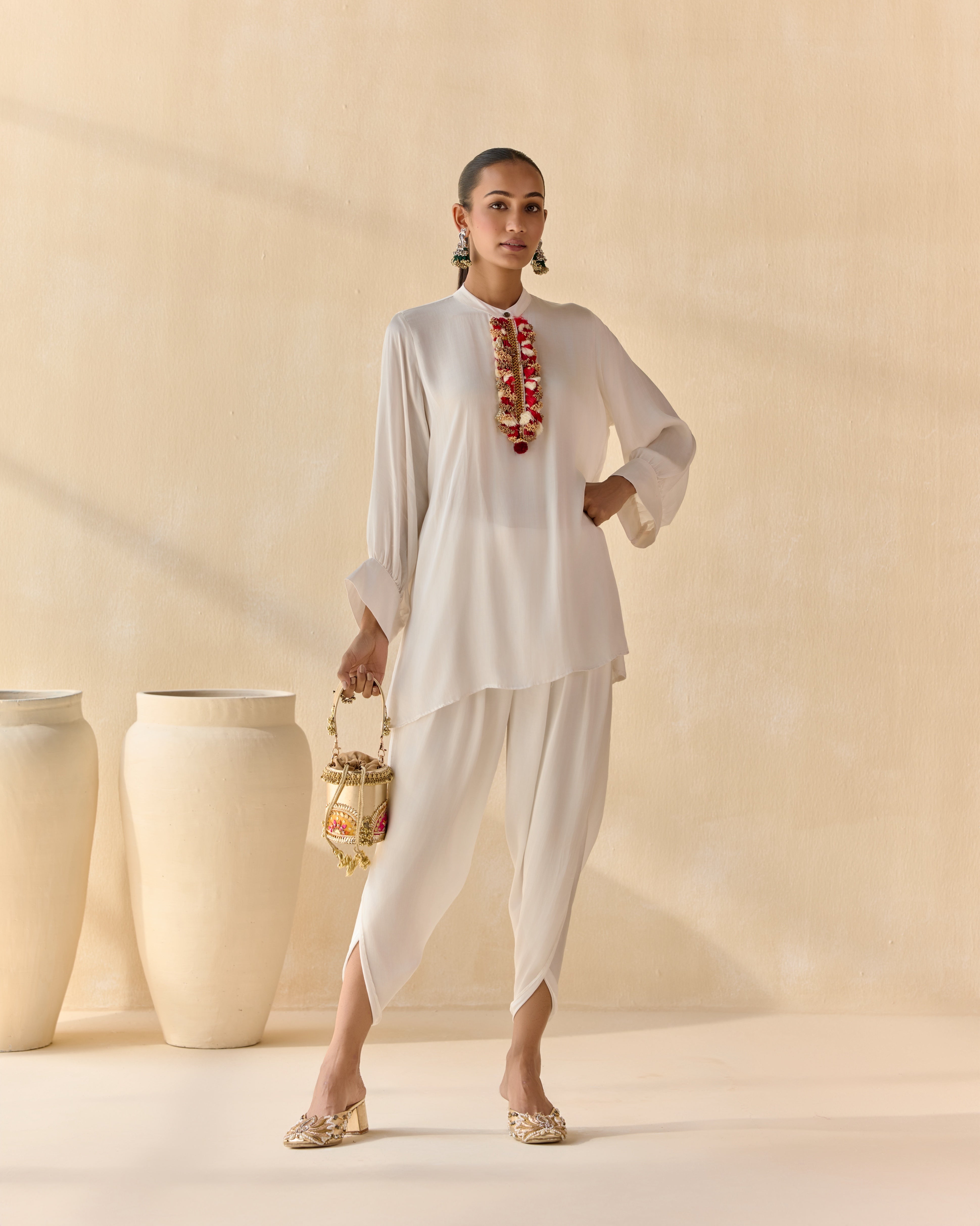Shwet Noor Dhoti Set 1 - 134738.jpg
