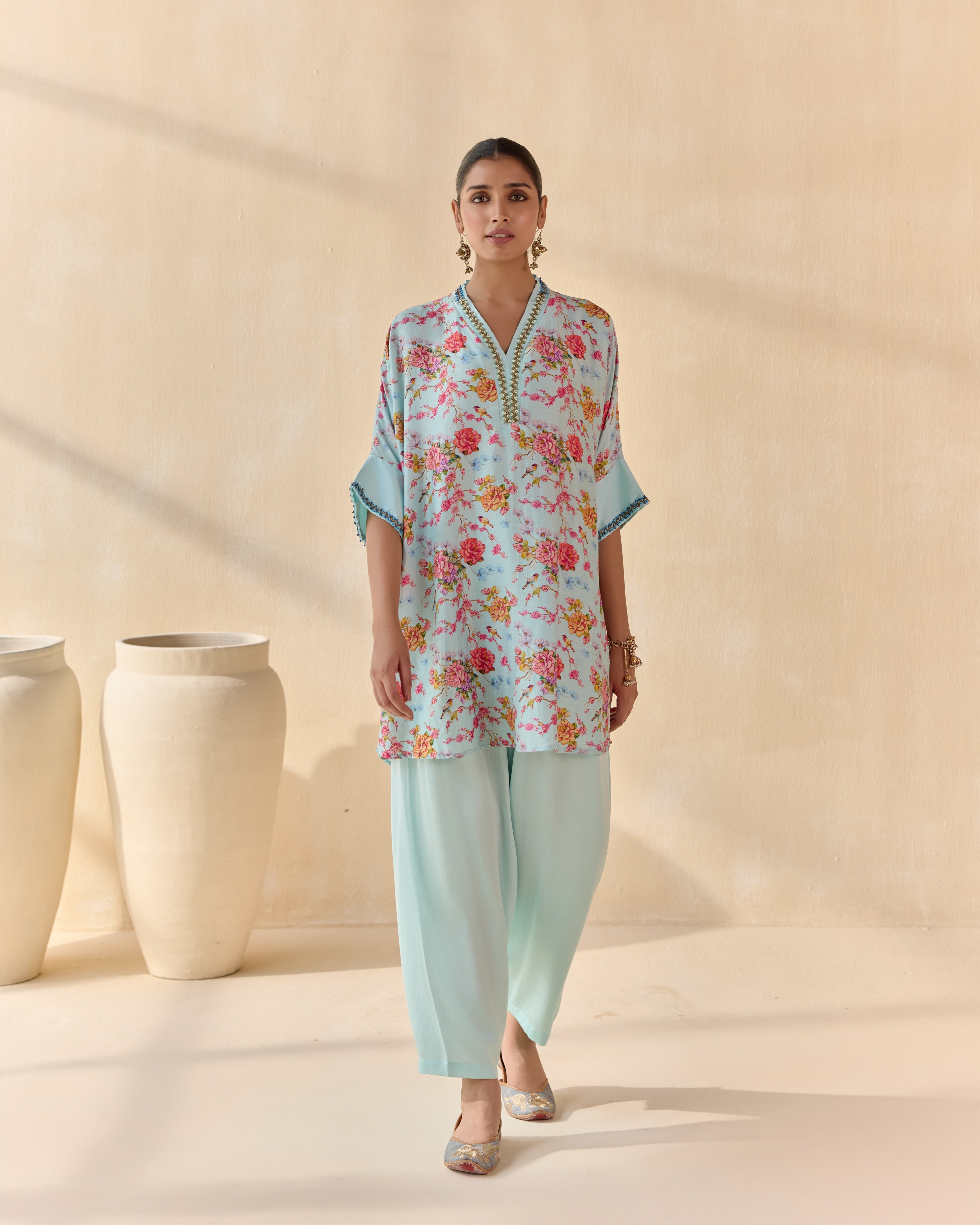 Saumya Kurta Set 1 - 134953.jpg