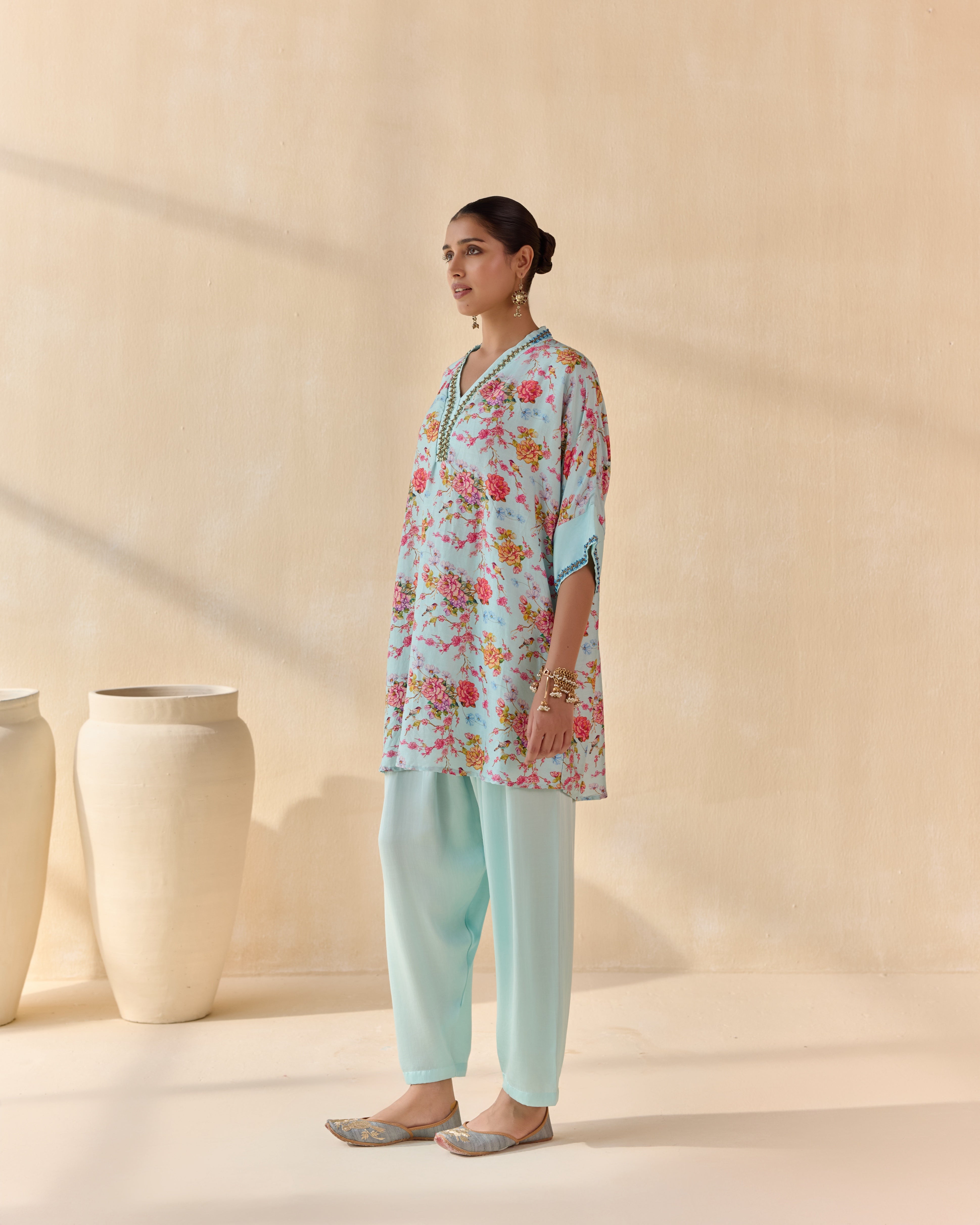 Saumya Kurta Set 1 - 134953.jpg