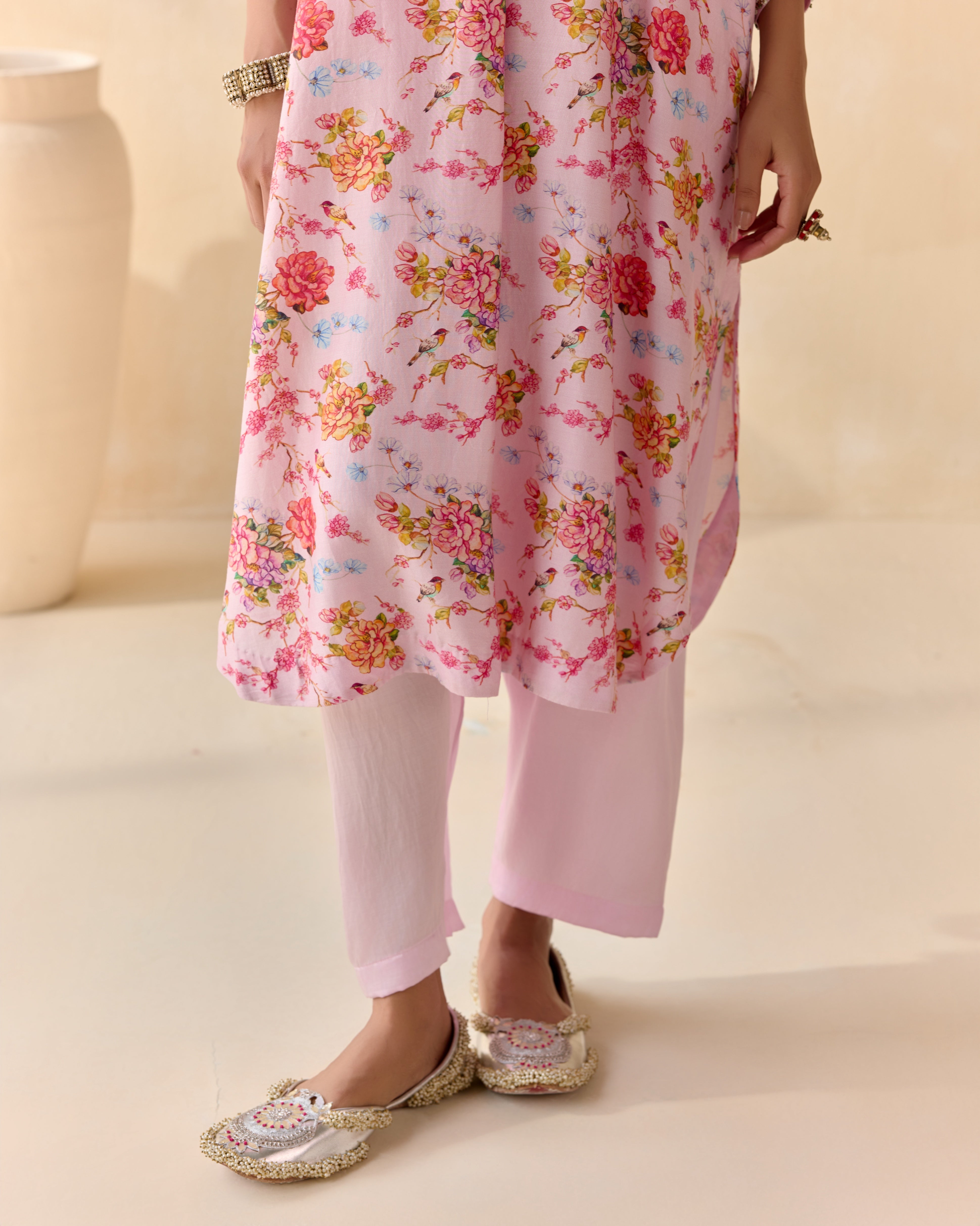 Raina Kurta Set 2 - 135066.jpg