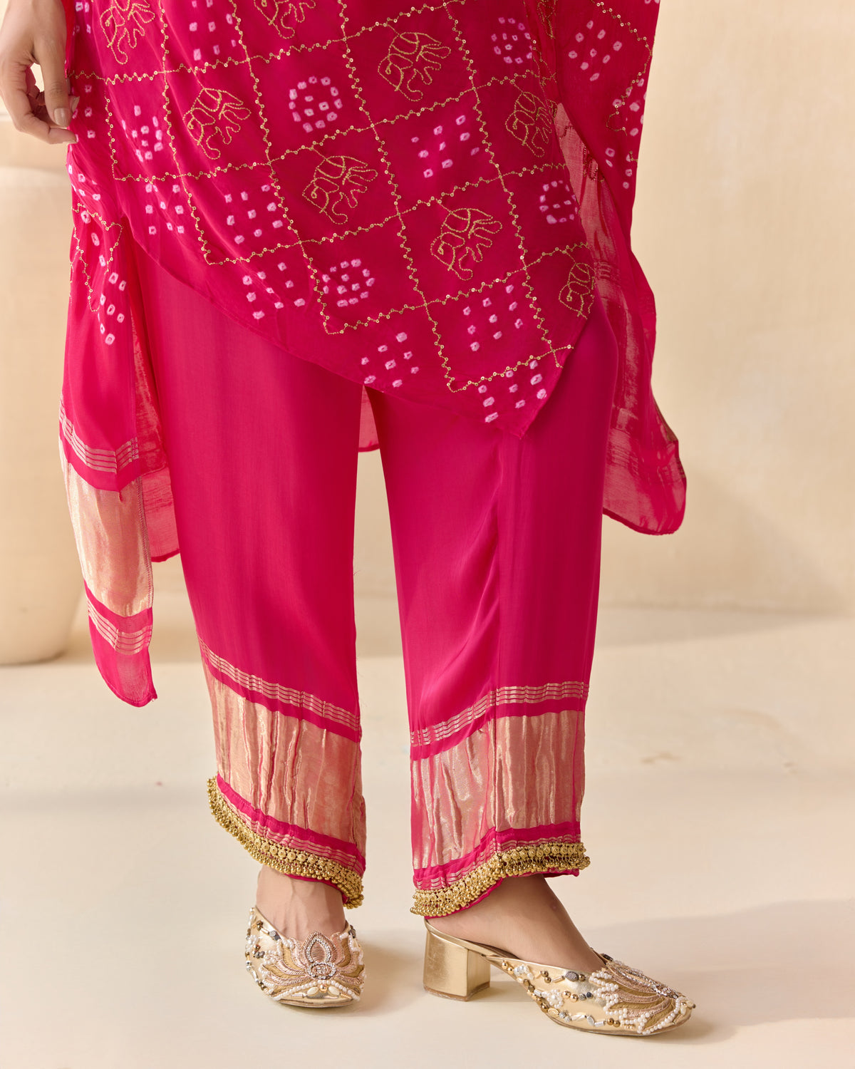 gulabika co ord set - detail view 3