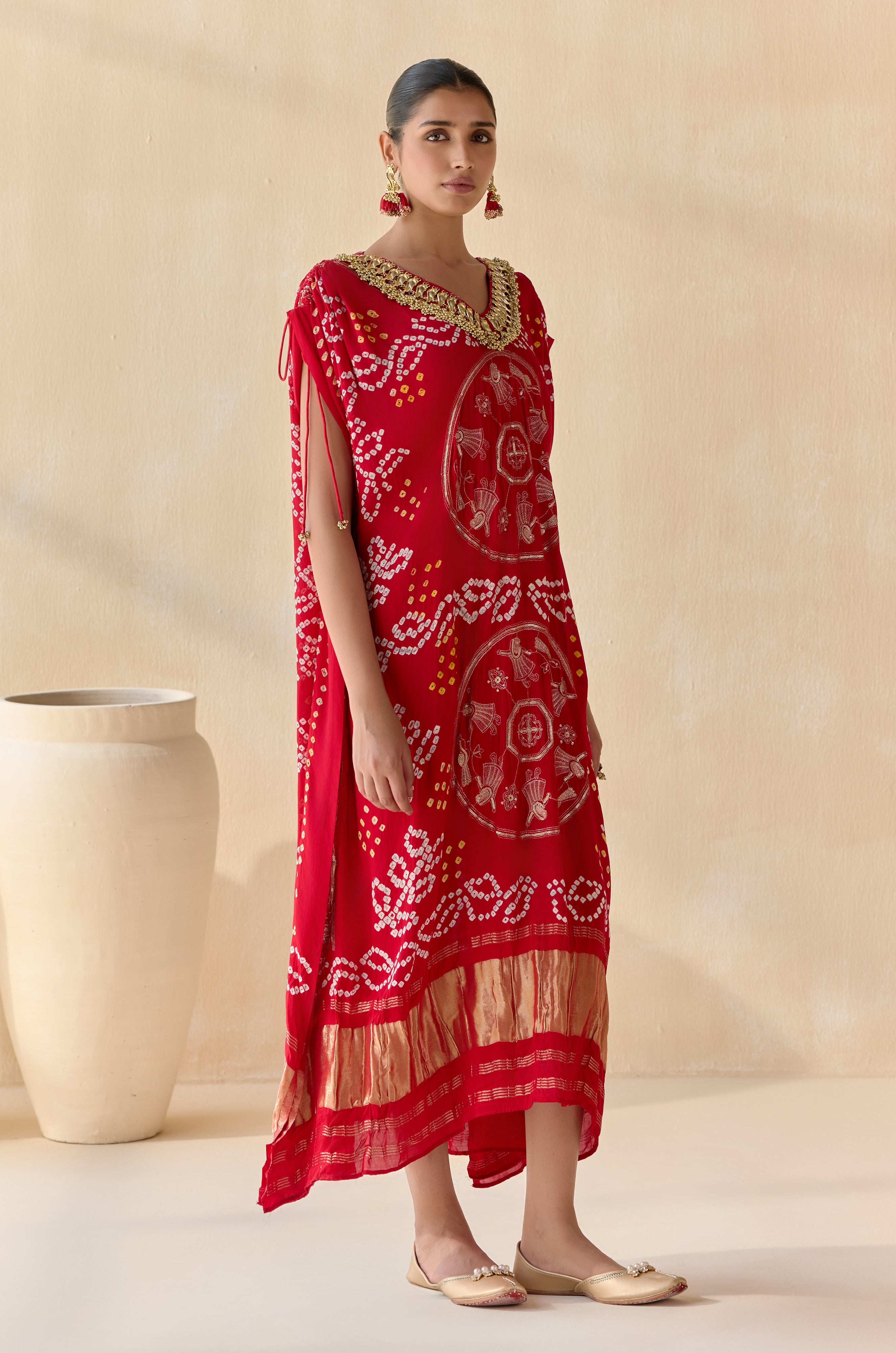 Neelanshi Red (Kaftan)