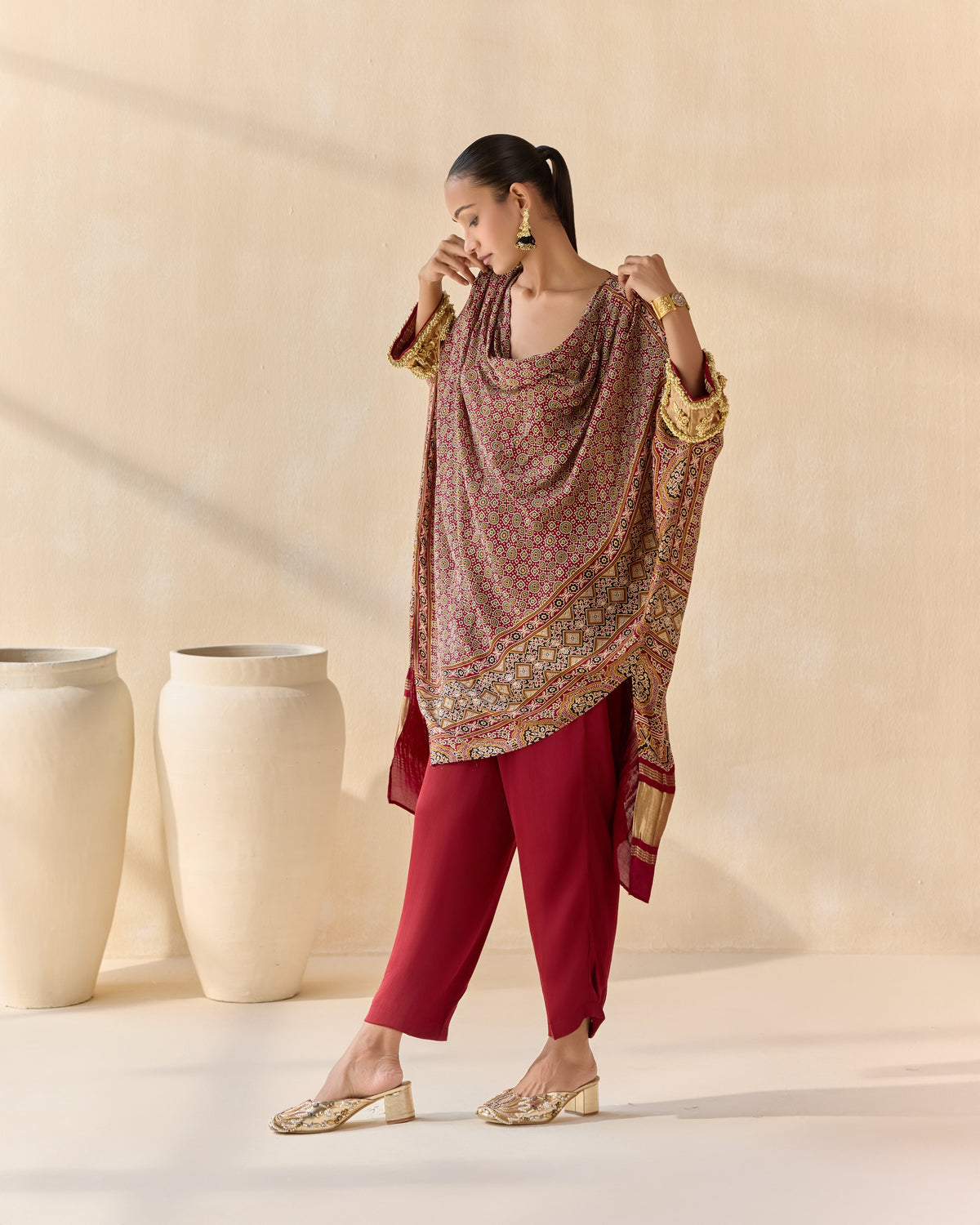 zariyara kaftan set - side view