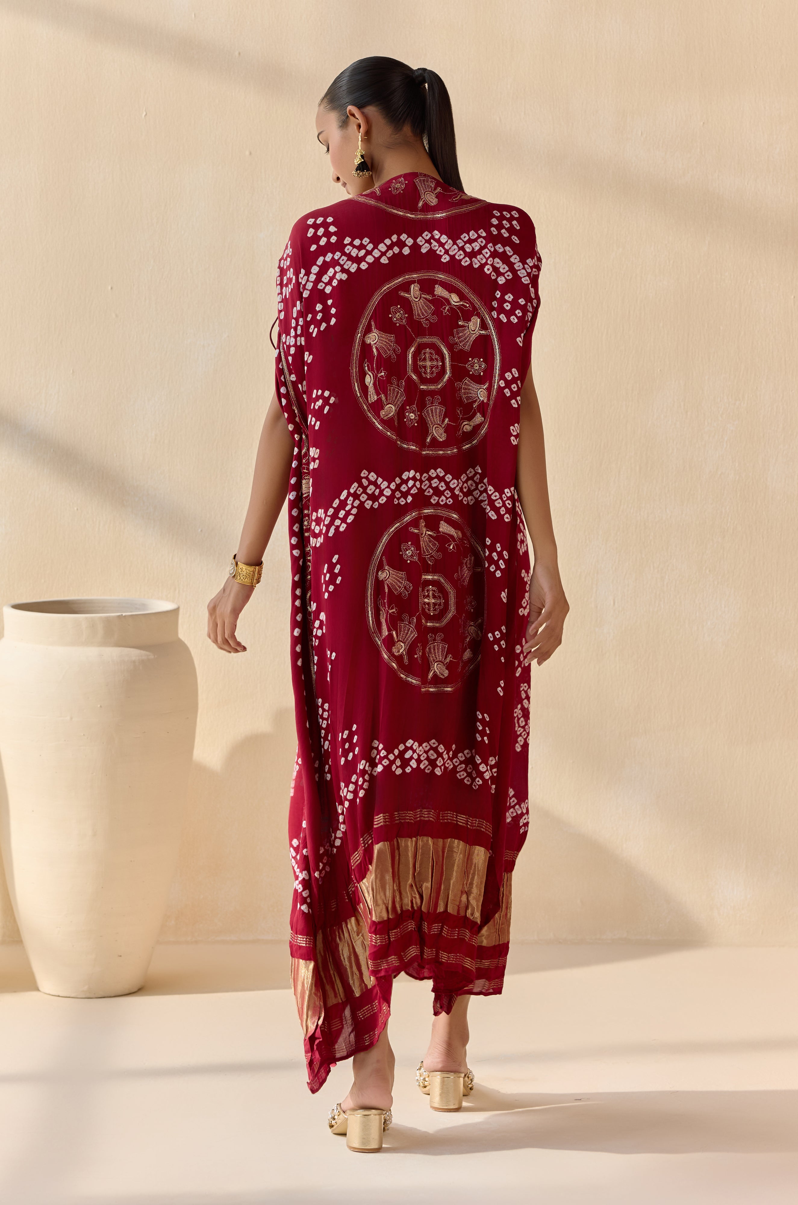 Neelanshi Maroon (Kaftan)