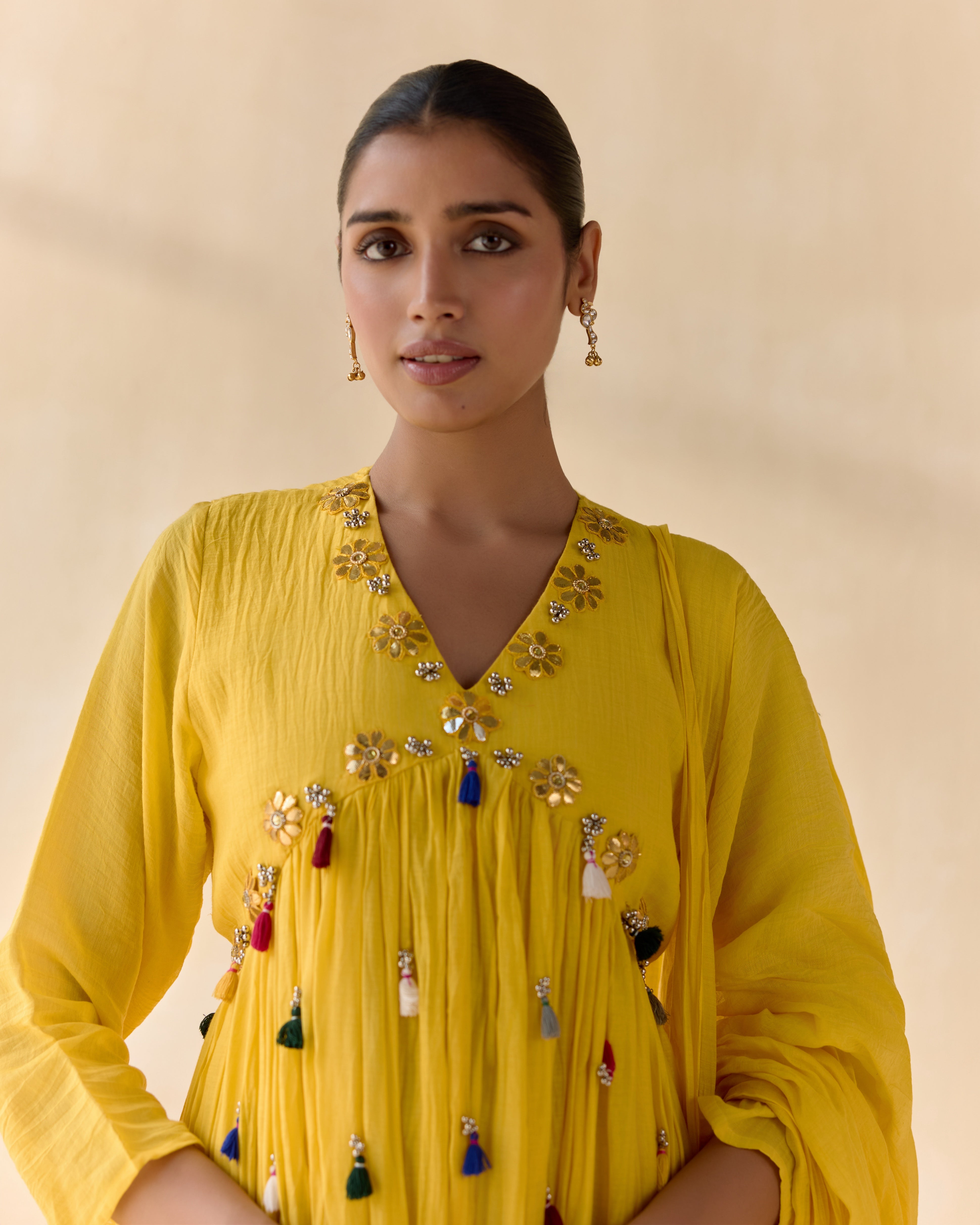 Peetambara Kurta Set 1 - 136745.jpg