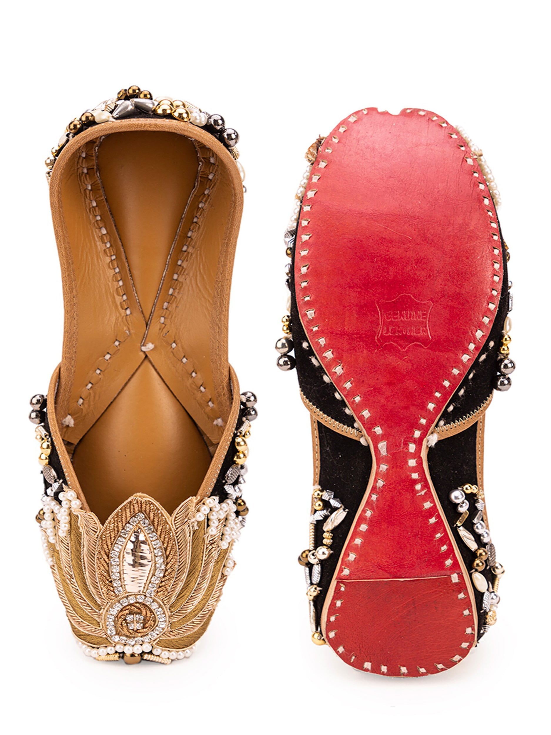 Gold Lotus Black (Jutti)