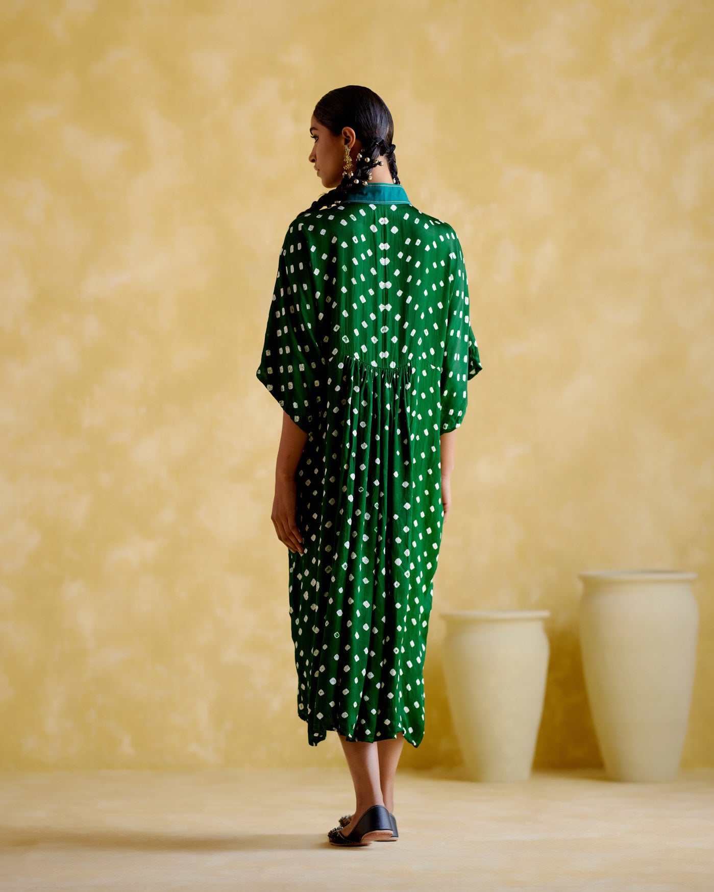 Devadarsana- green handcrafted kaftan - 5elements