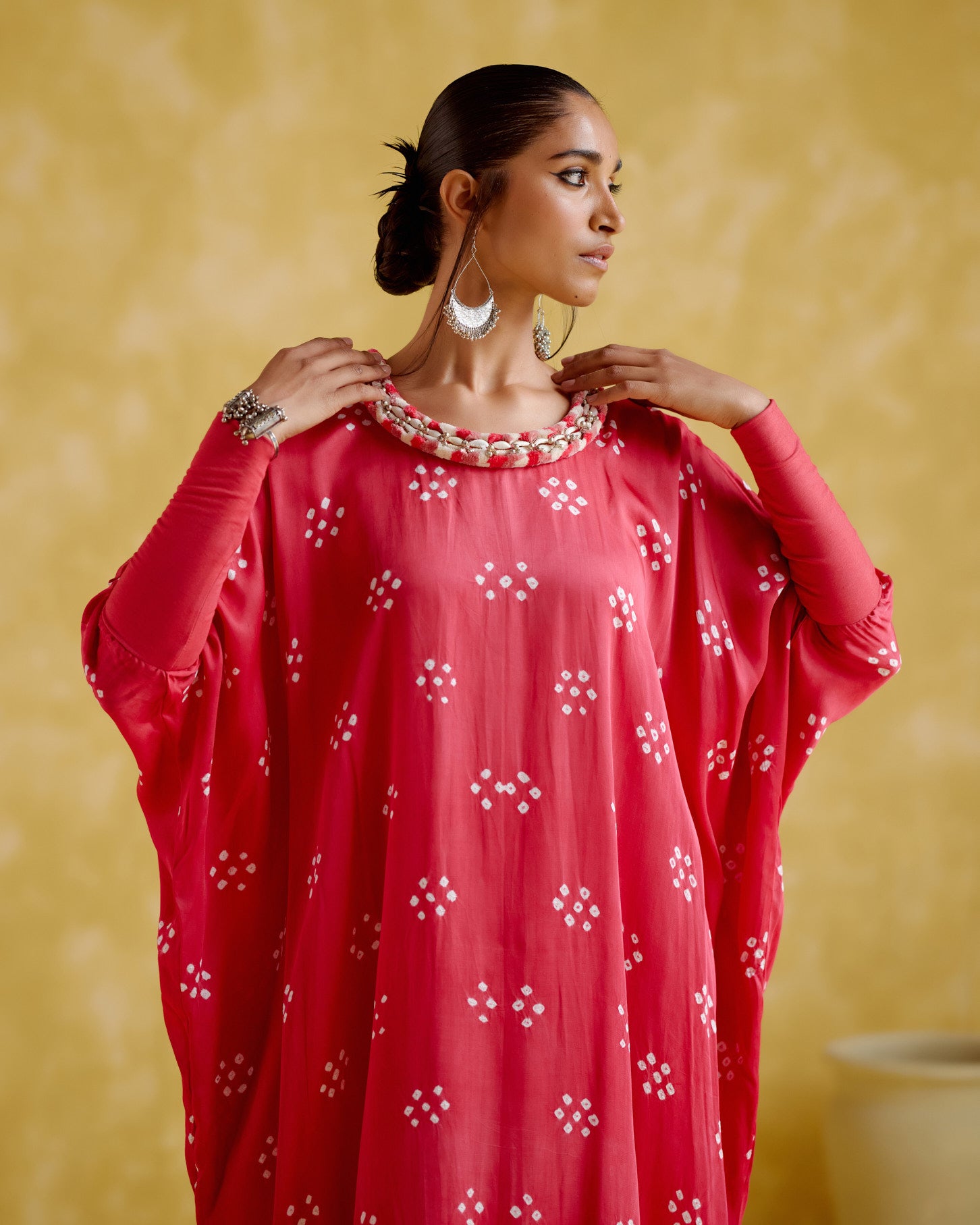 Annapoorna- pink bandhini Kaftan - 5elements
