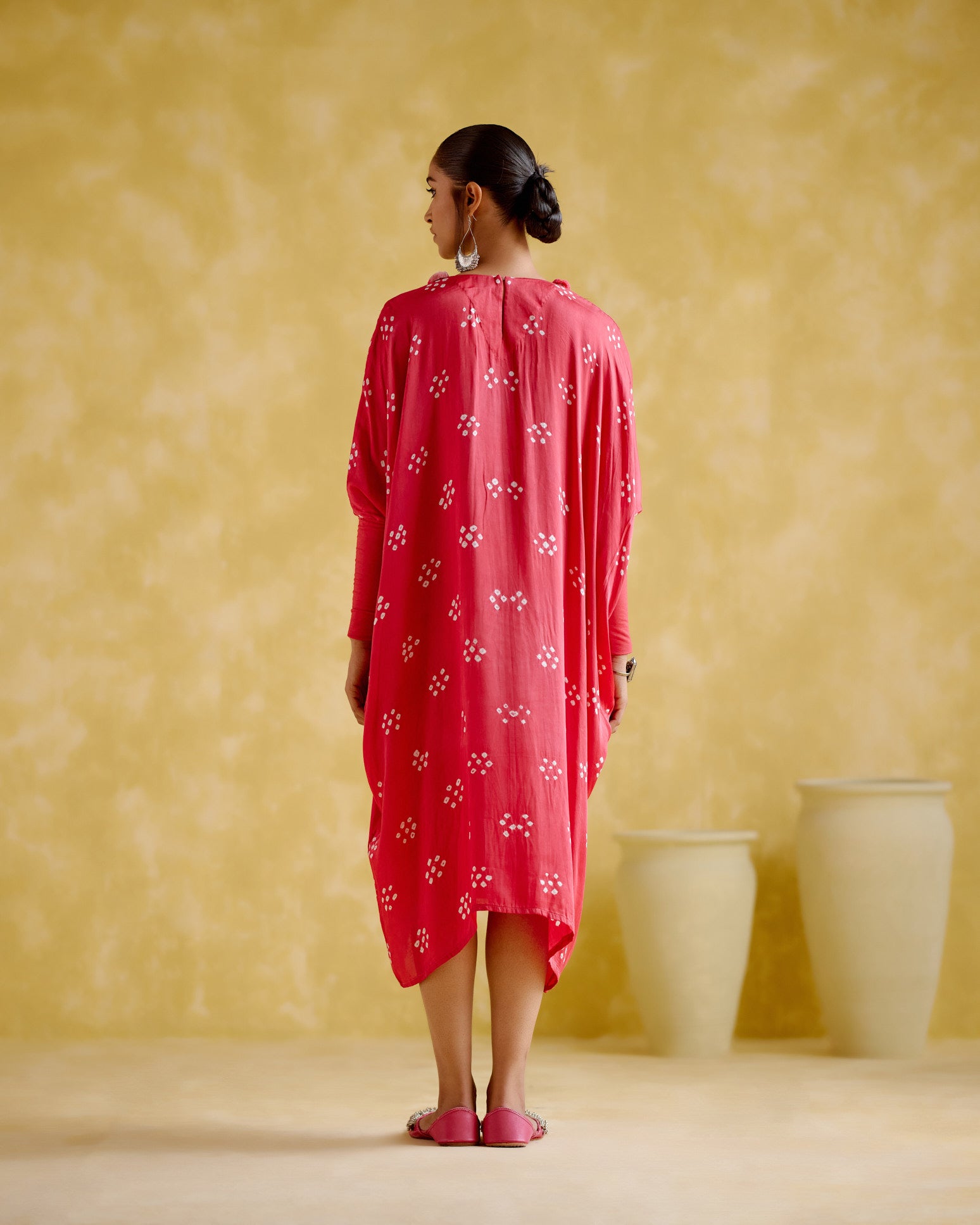Annapoorna- pink bandhini Kaftan - 5elements