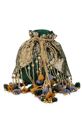 Elisha & Devyani Potli