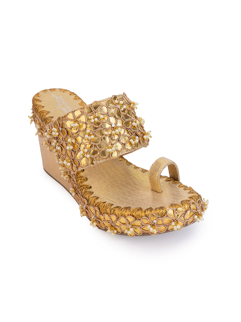 Aamya Gold Wedges