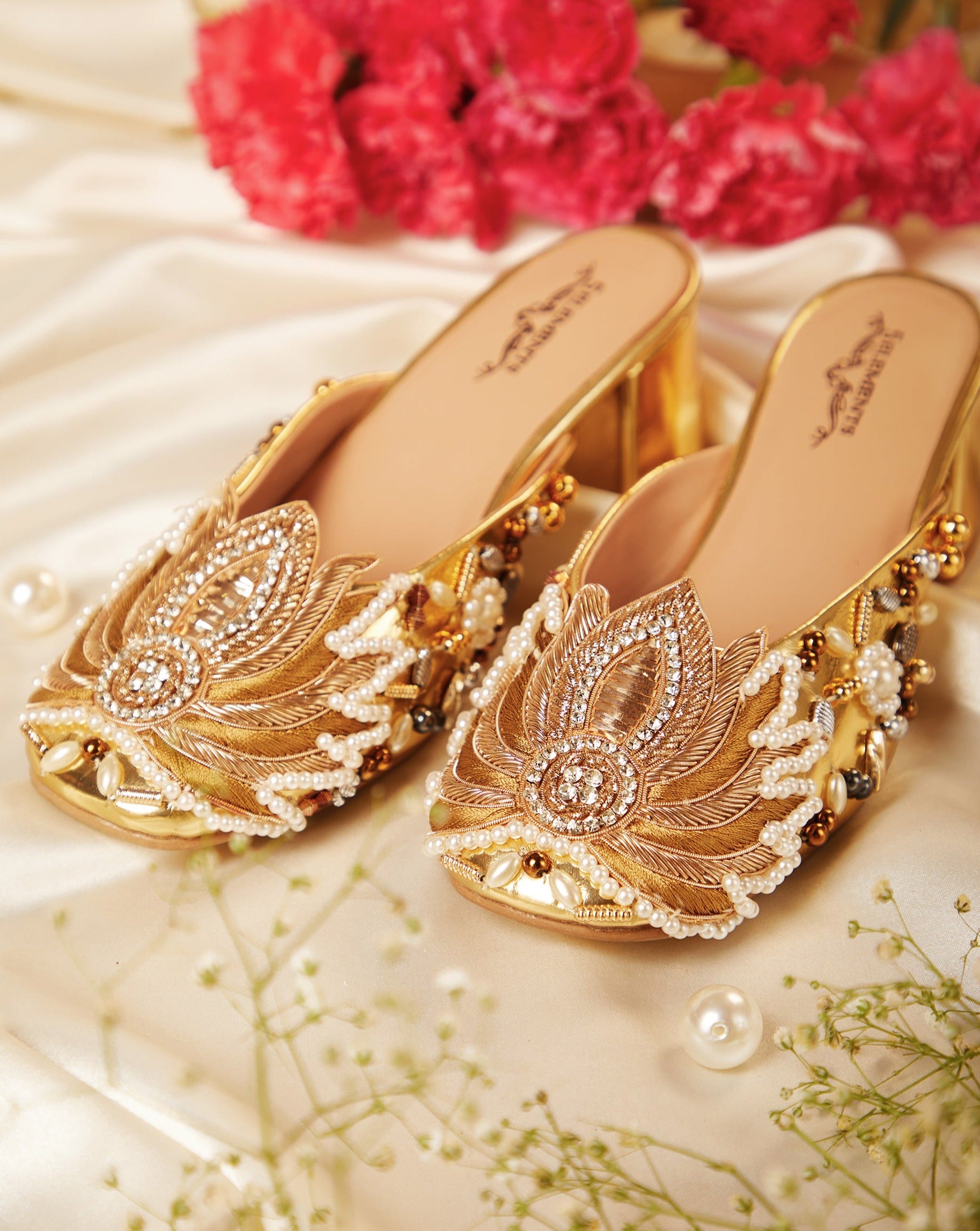 Gold Lotus (Mule Heel)