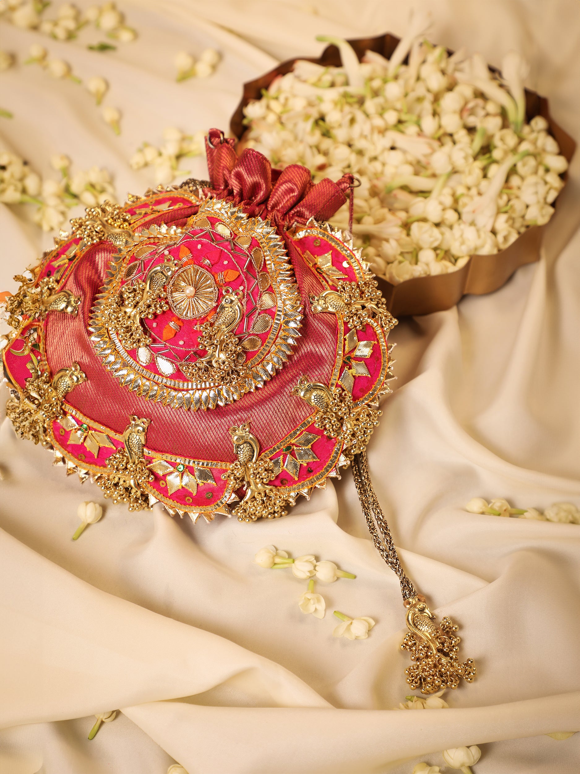 Evander Pink (Potli)