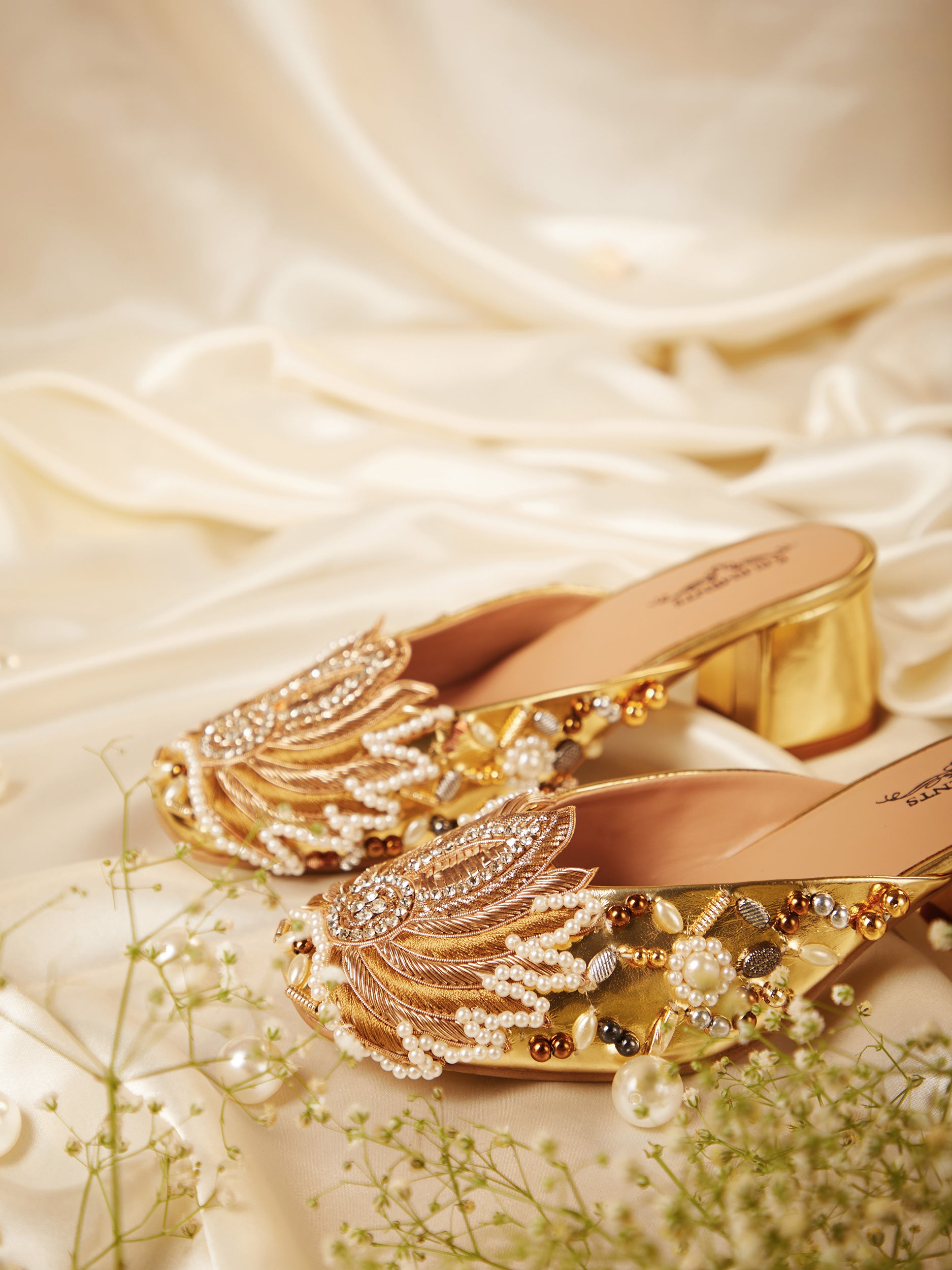 Gold Lotus (Mule Heel)