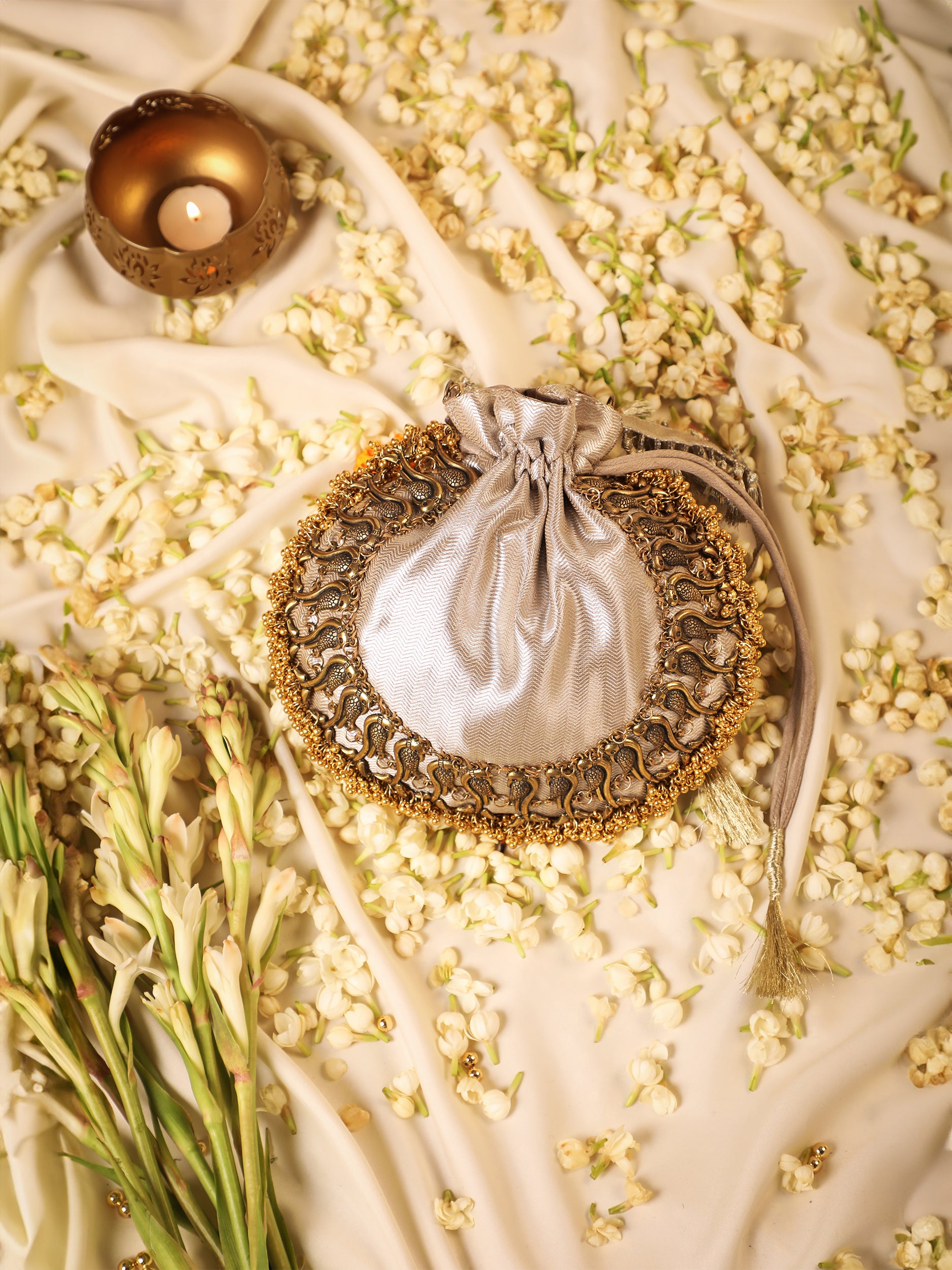 Leander Silver (Potli)