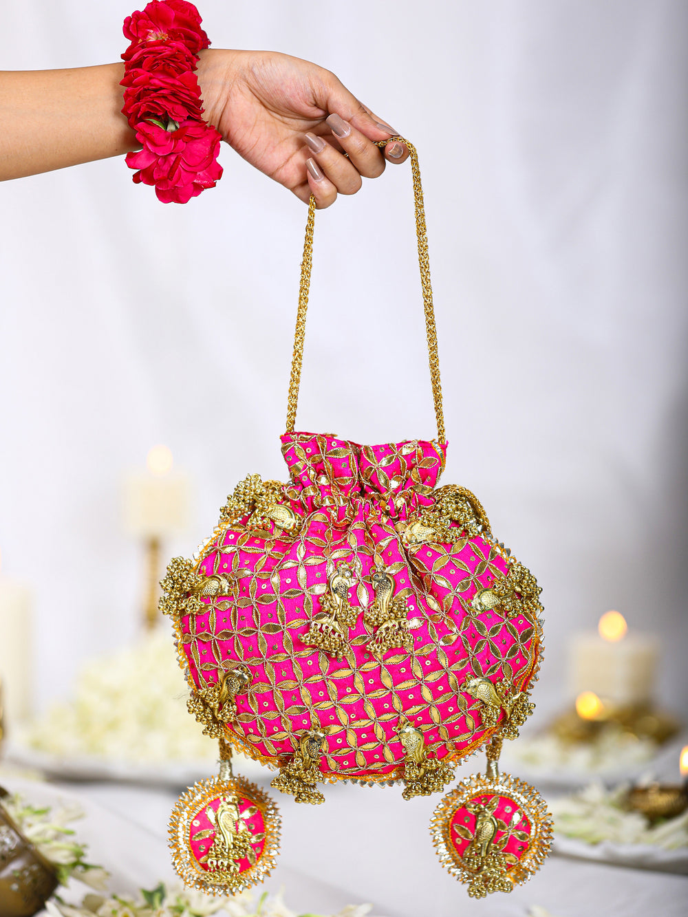 What Are Embroidered Drawstring Bags?