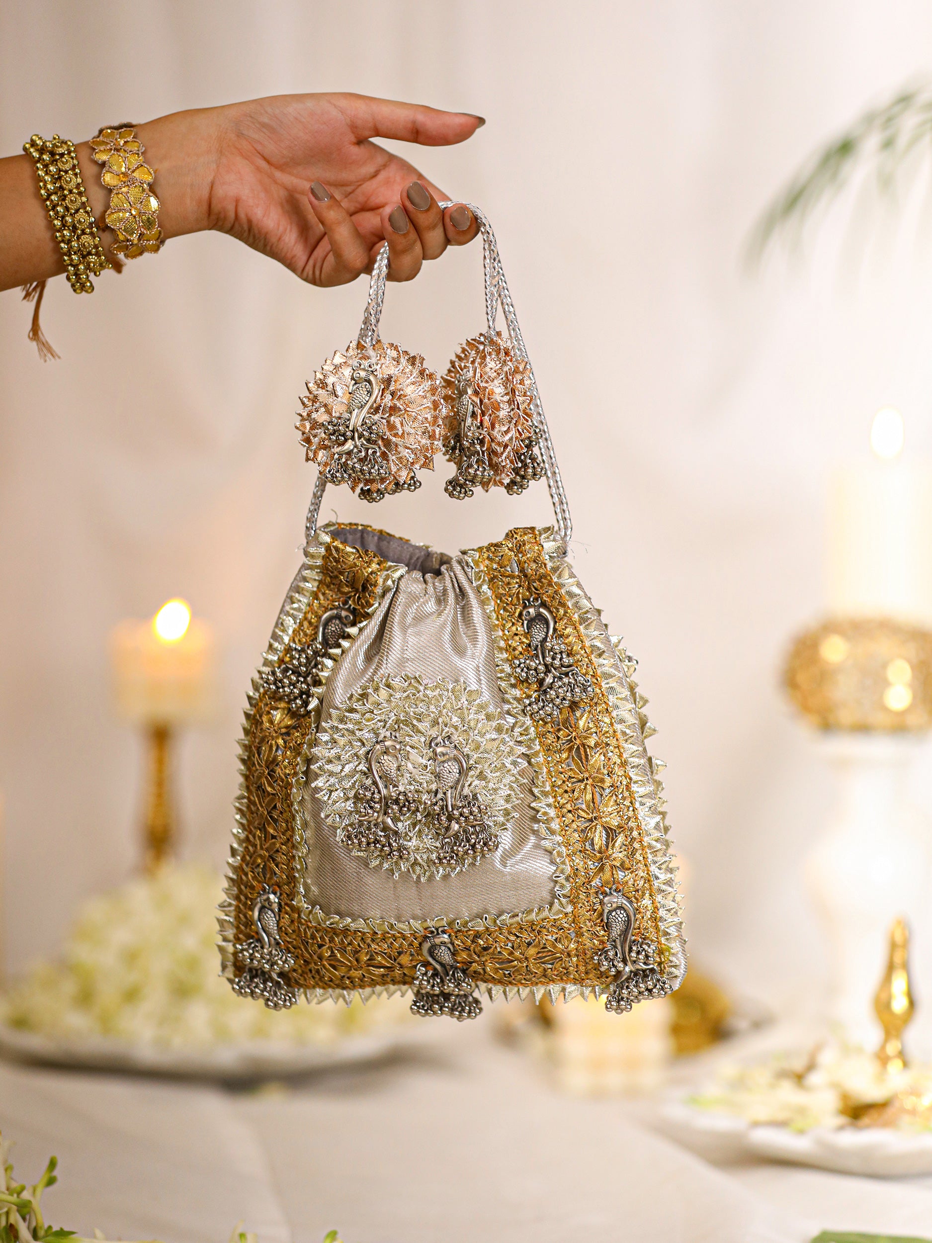 Mayra Silver (Potli)