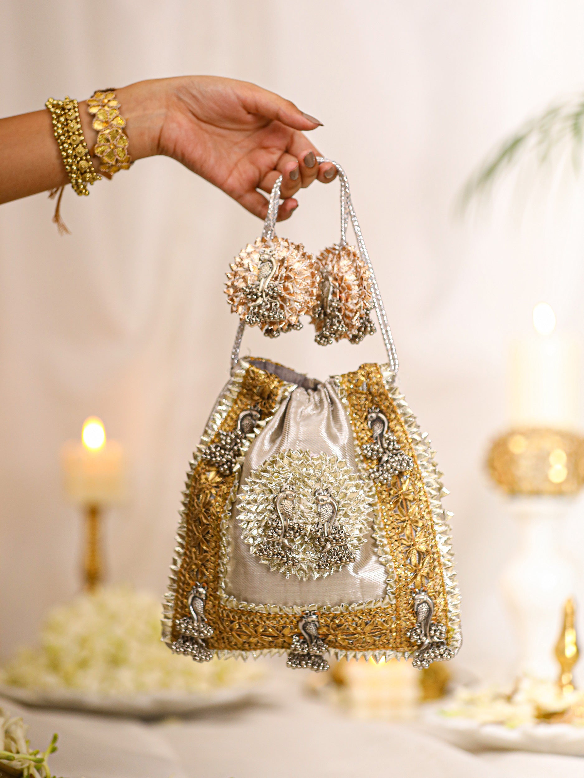 Mayra Silver (Potli)