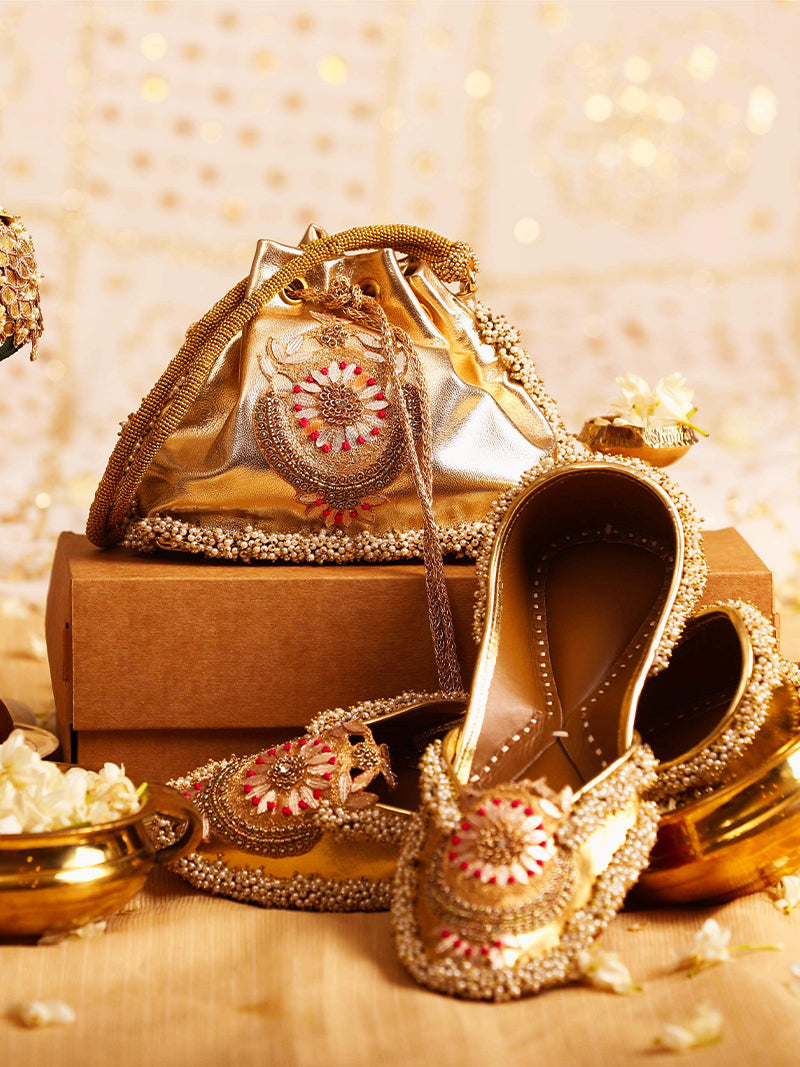 Crown Jutti and Potli (Combo)