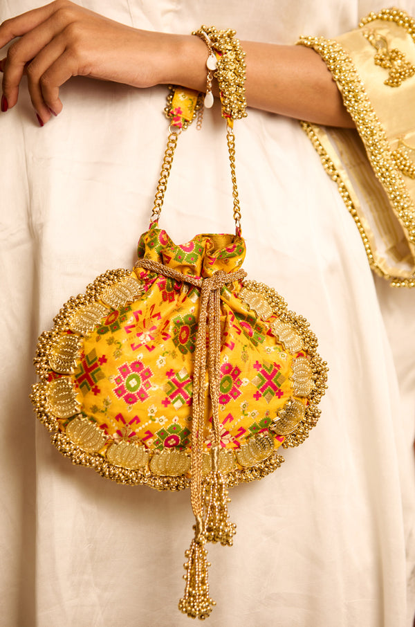 Avika Mustard Potli