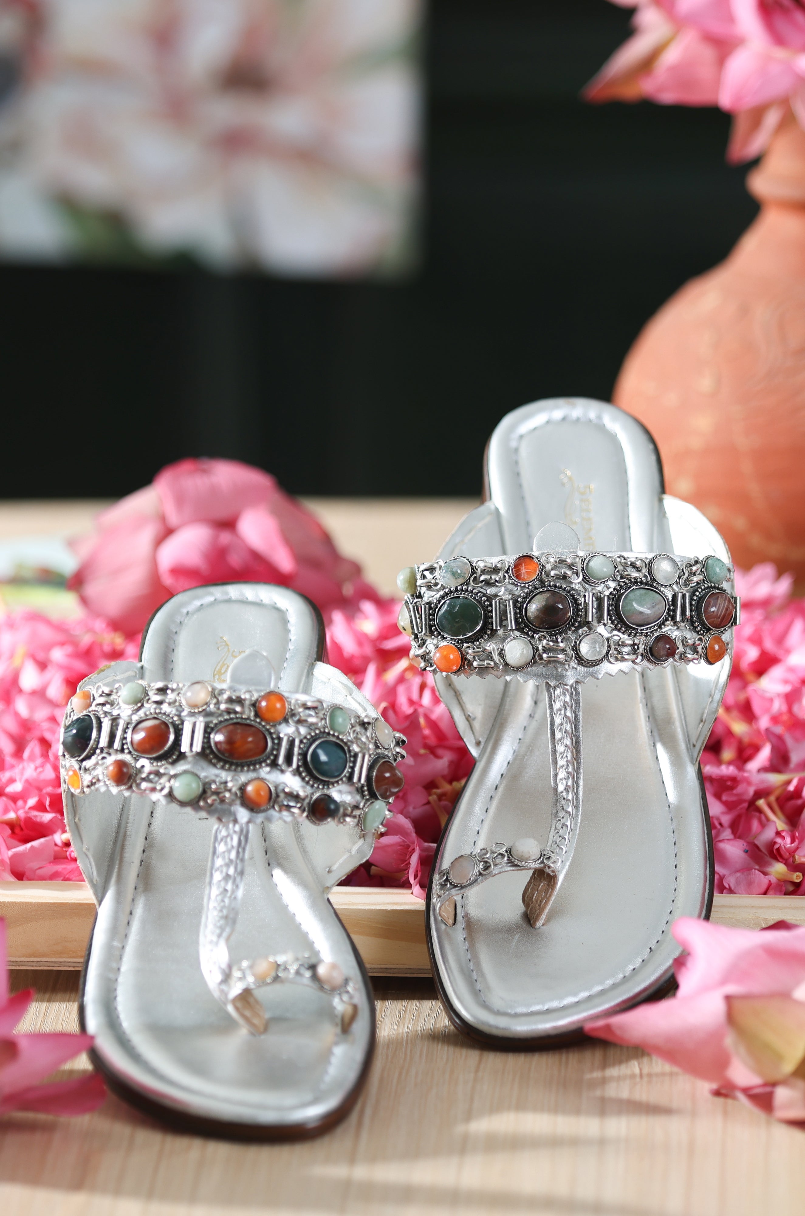 Chitraraga (Kholapuri)