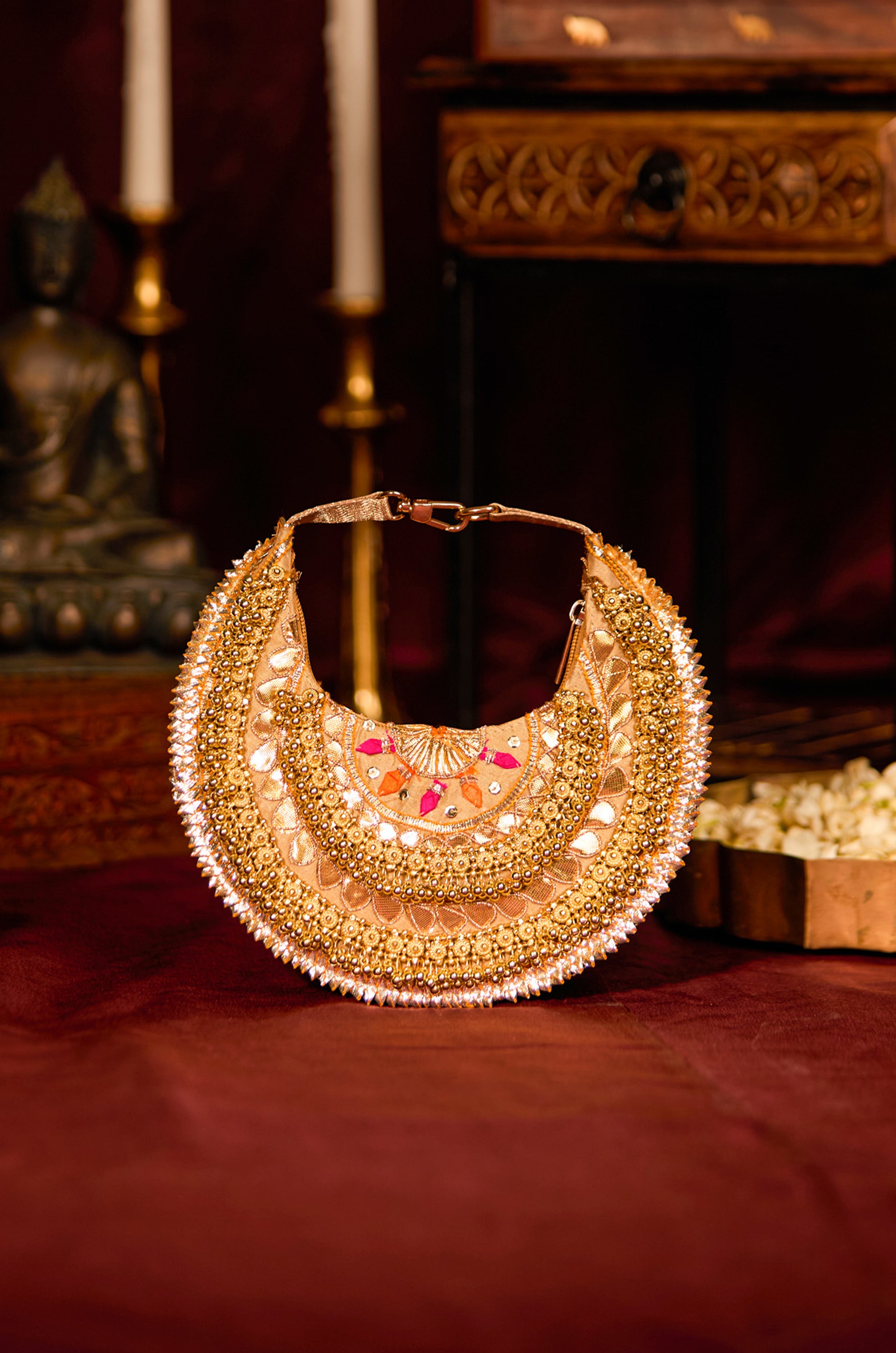 Ghungroo Love Gold Kolhapuri & Vamika Gold Potli