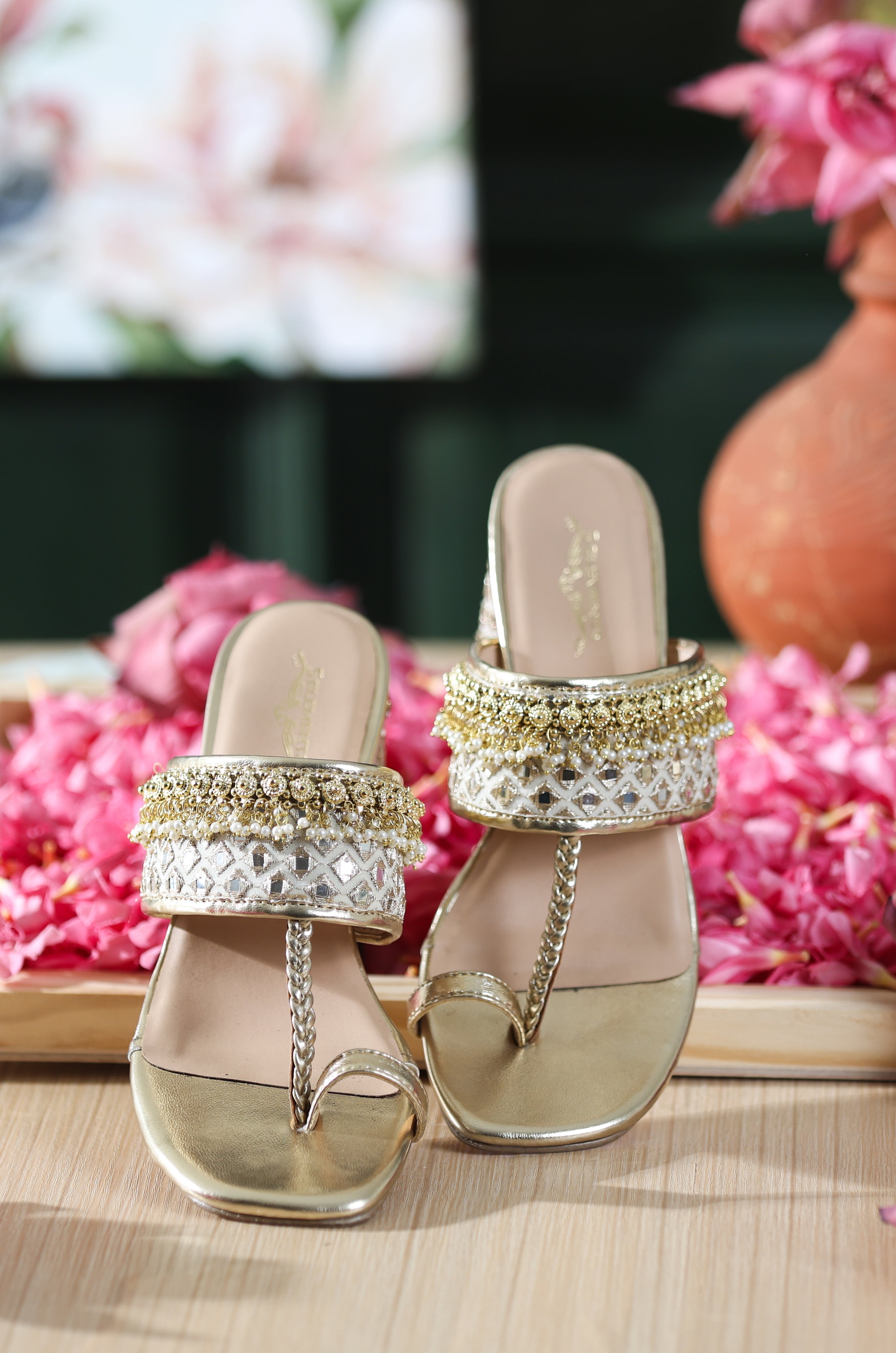 Tavishi (Kholapuri Heel)