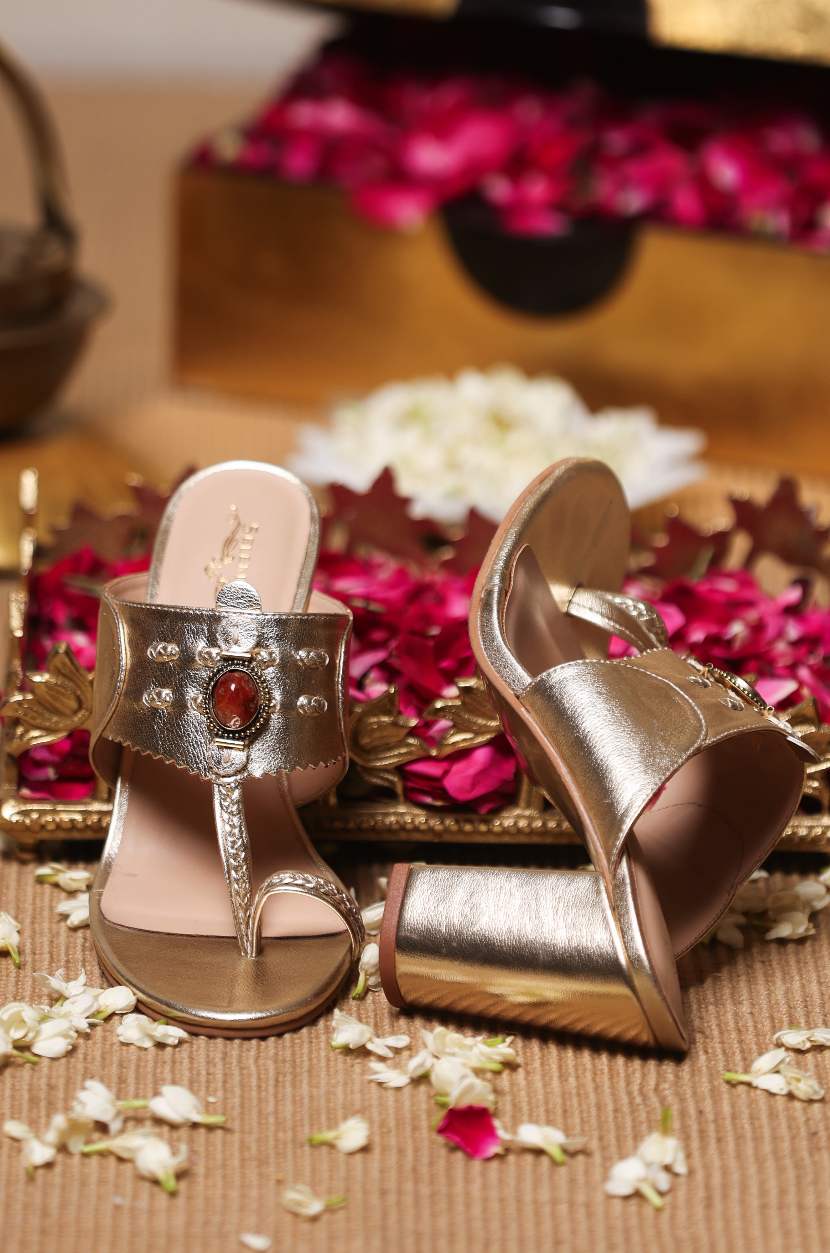 Zehrin (Kholapuri Heel)