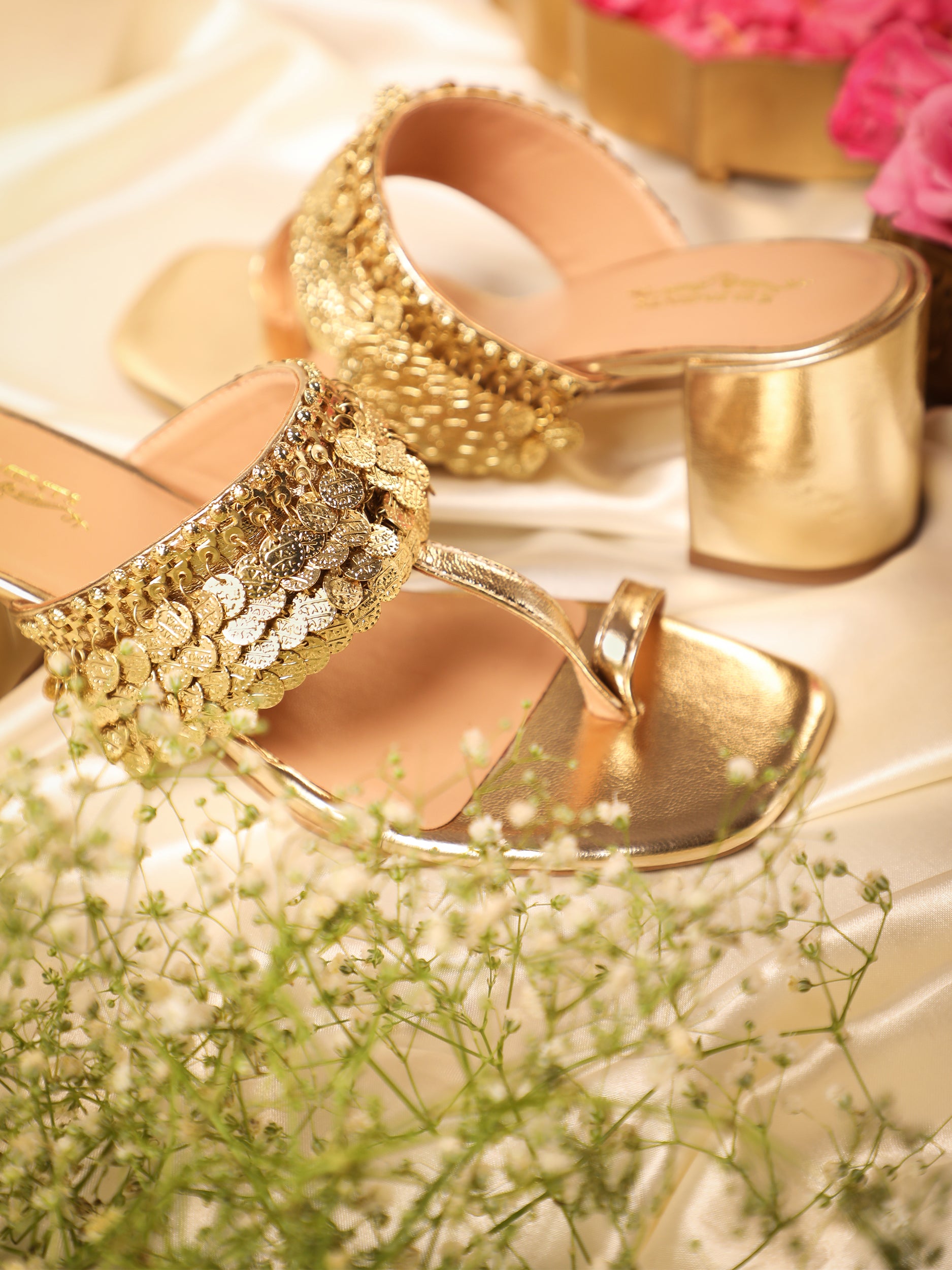 Aurora (Kolhapuri Heel)