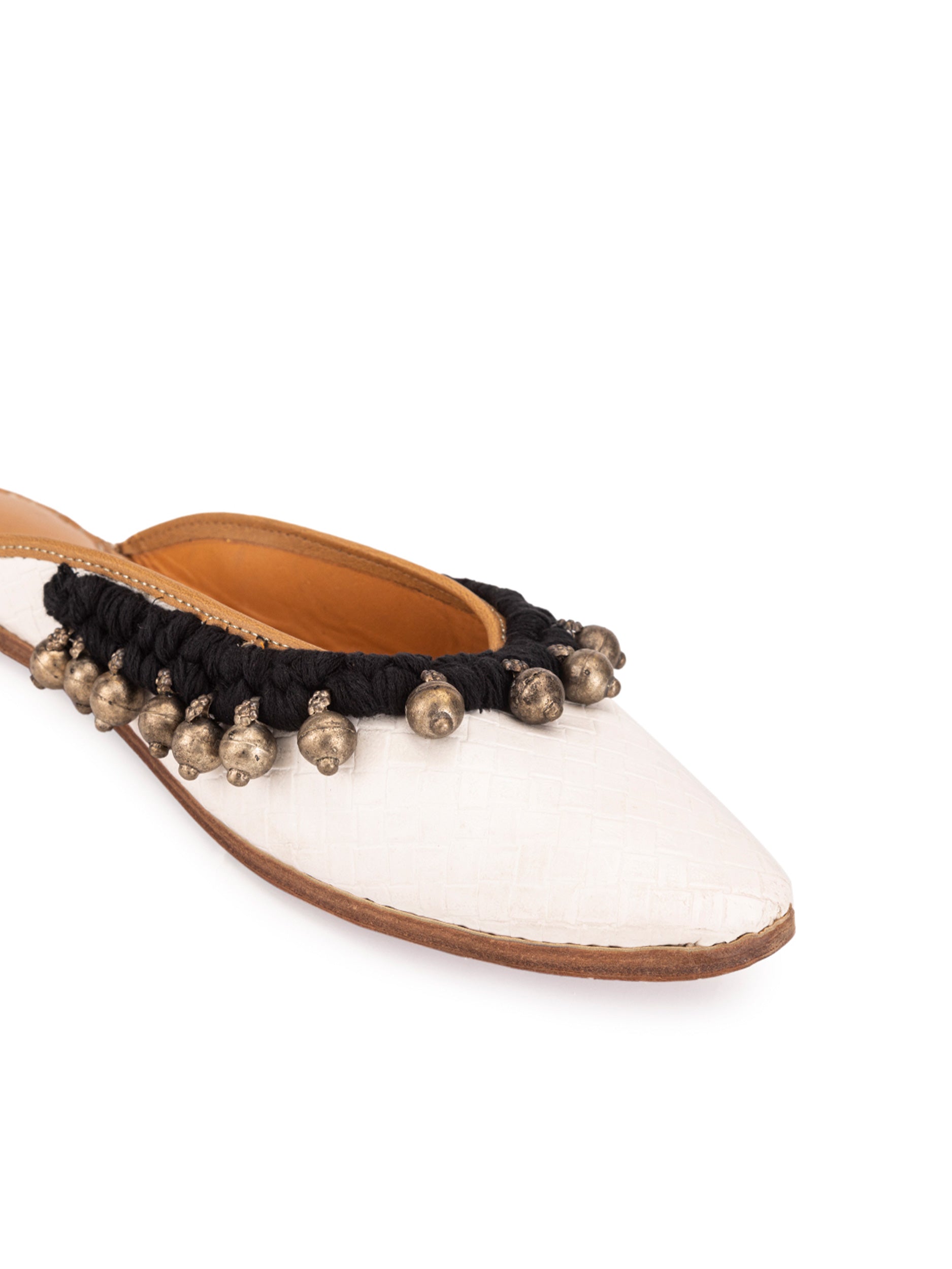 Viwing White