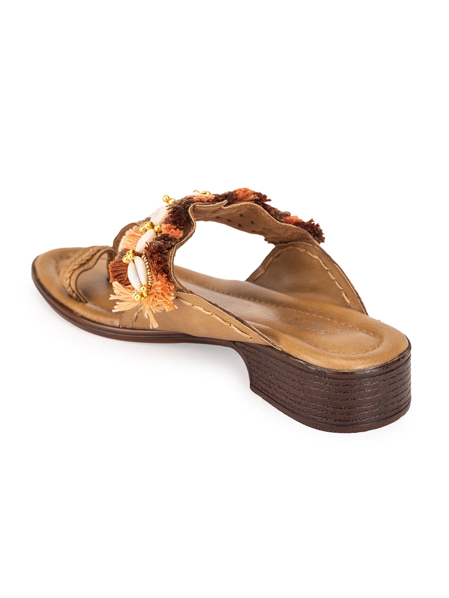 Anahita Brown (Kolhapuri)